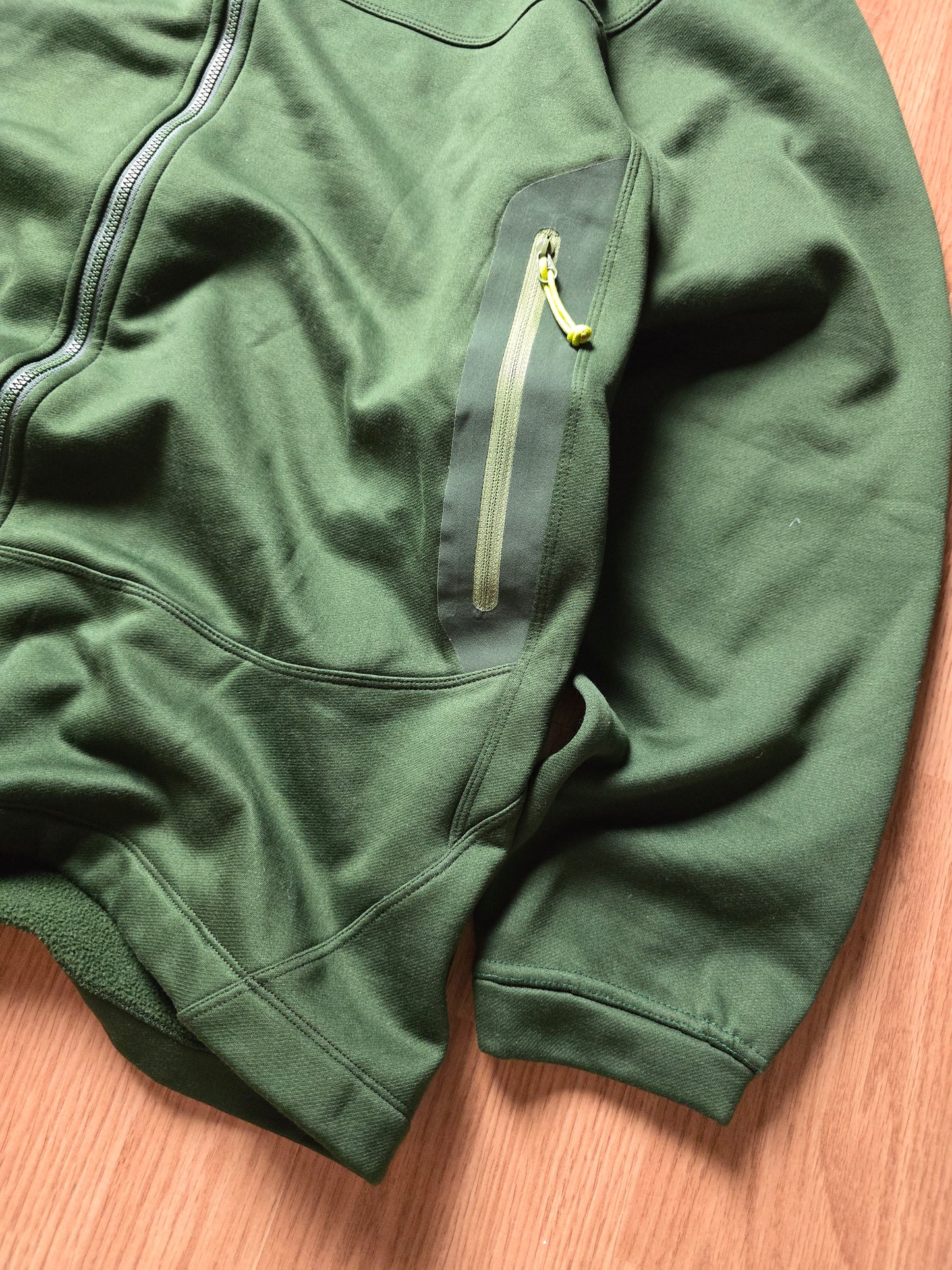 Arc'teryx 'Arenite' Fleece Hoodie (L)
