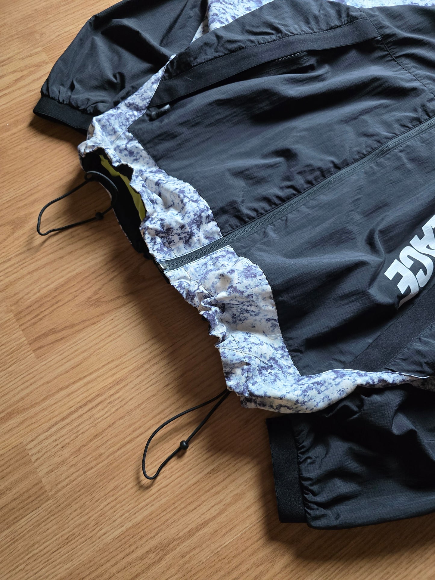 Palace P-Lite Run It Jacket (L)
