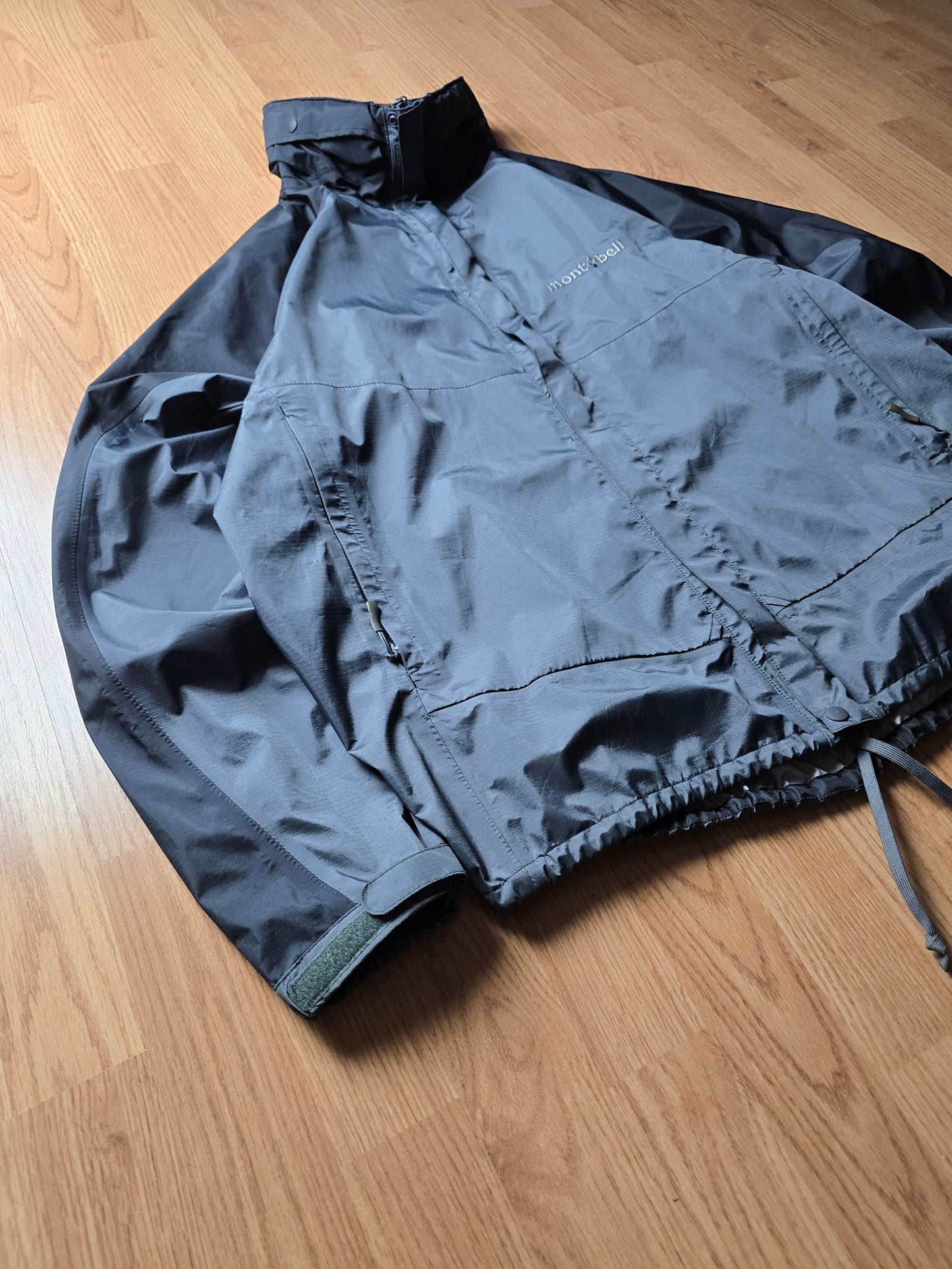 Montbell Taped Seam Waterproof 2-Tone Jacket (XL)