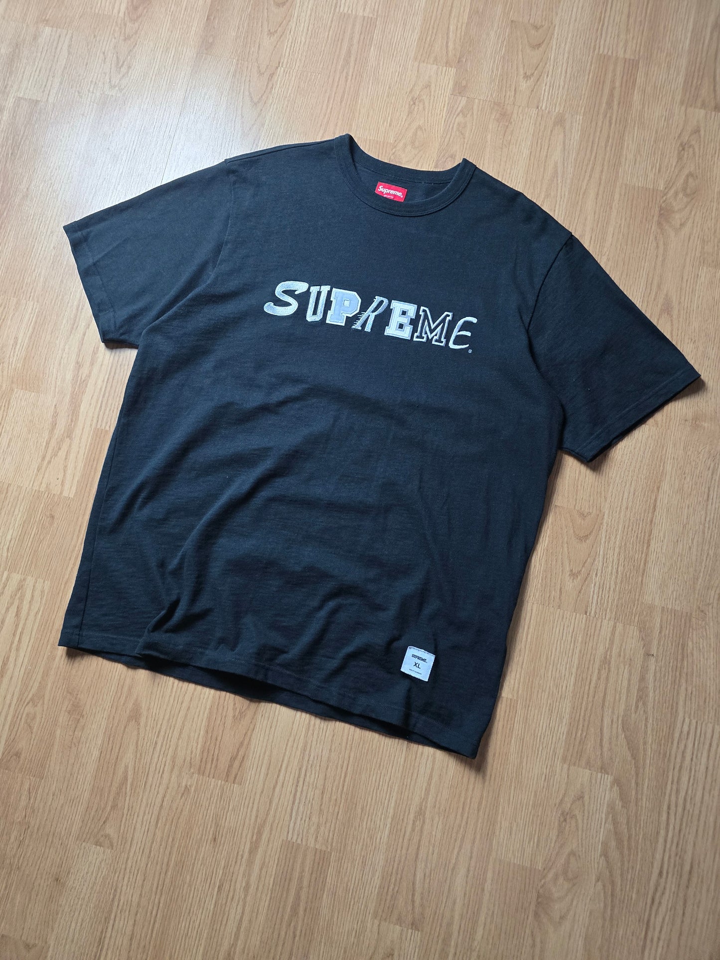 Supreme Collage Logo SS Tee (XL)