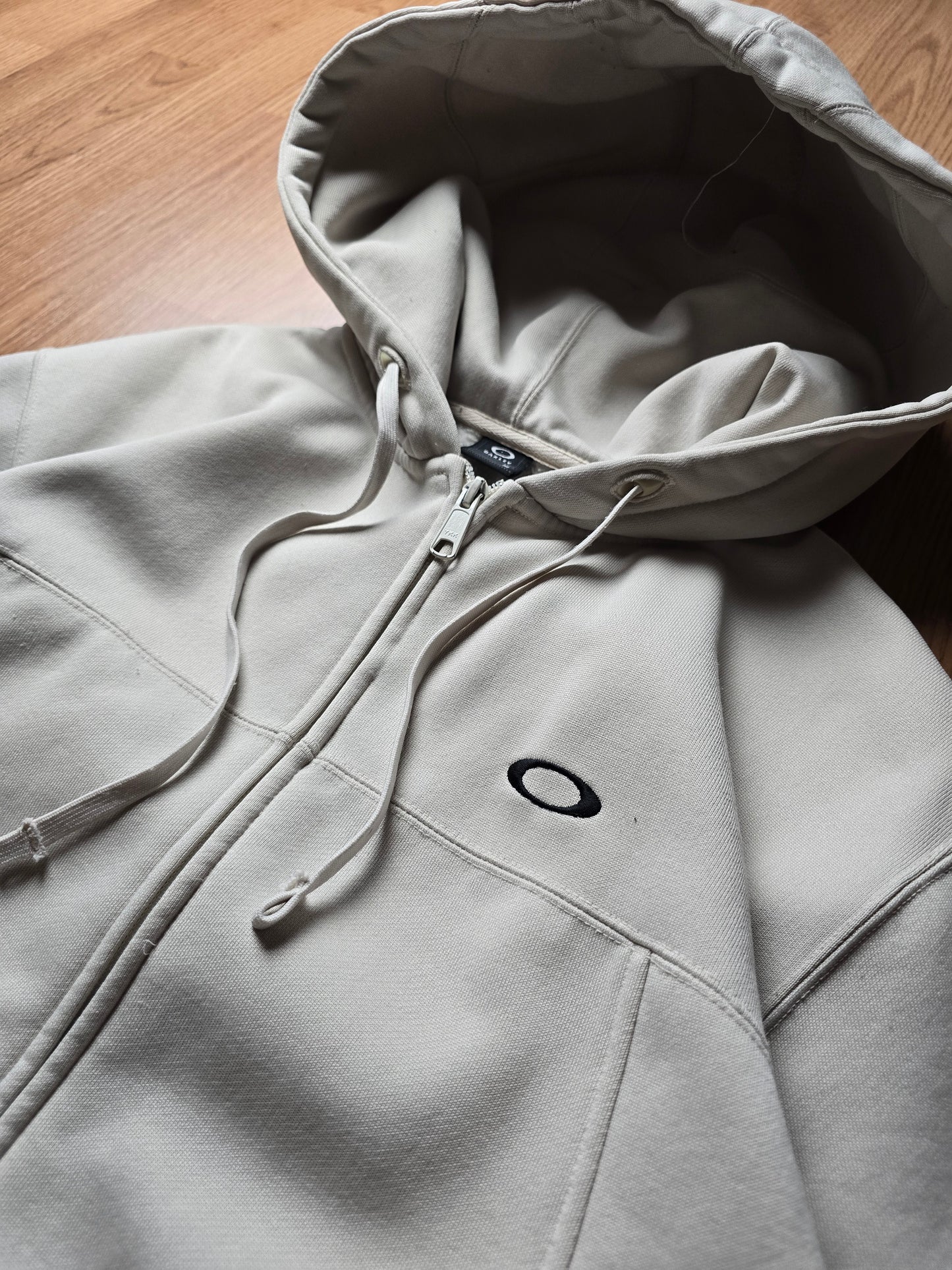 Oakley Embroidered Zip Up Hoodie (M/L)