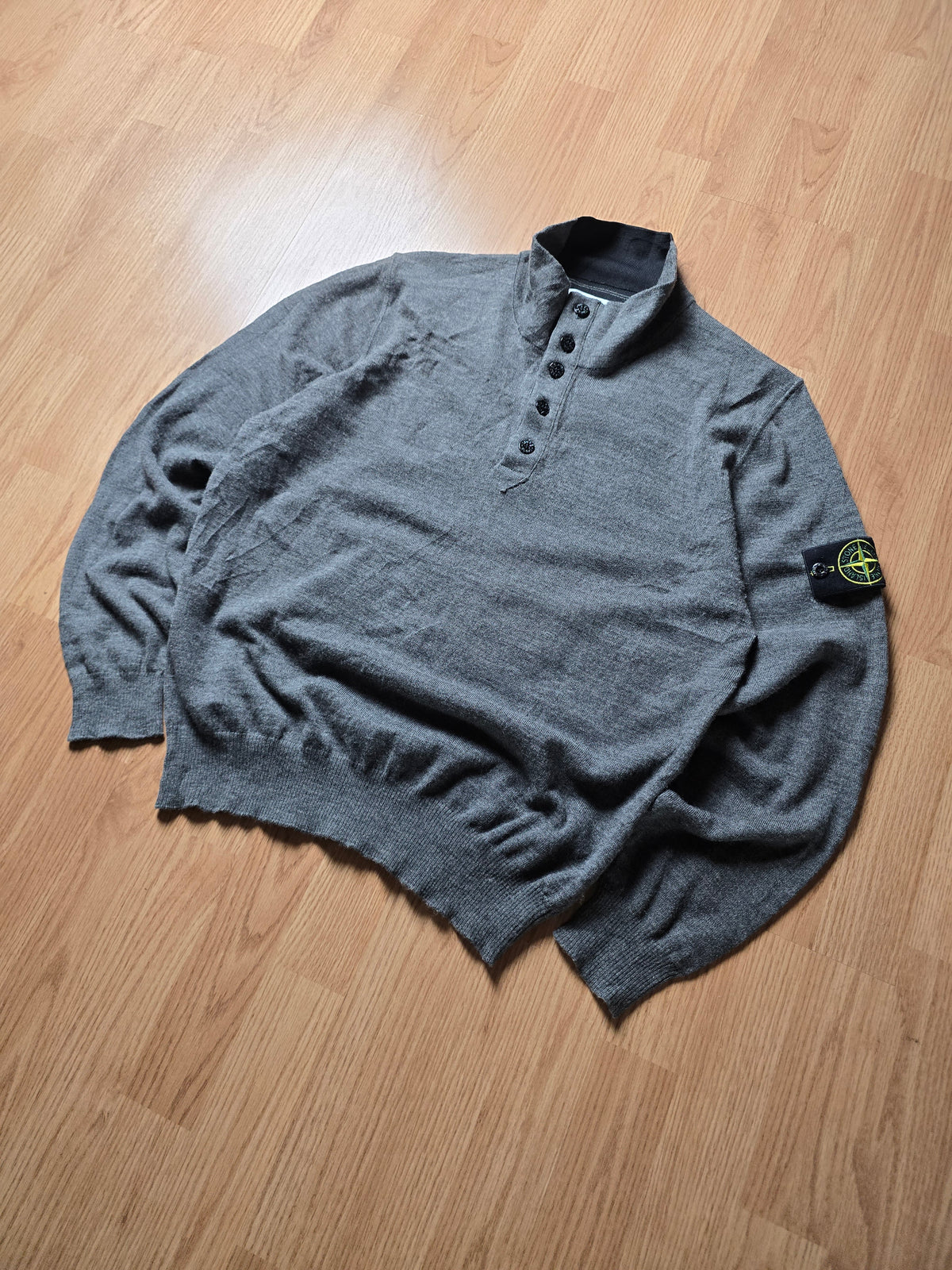 Stone Island 1/4 Button Lightweight Wool Knit Sweater (M)