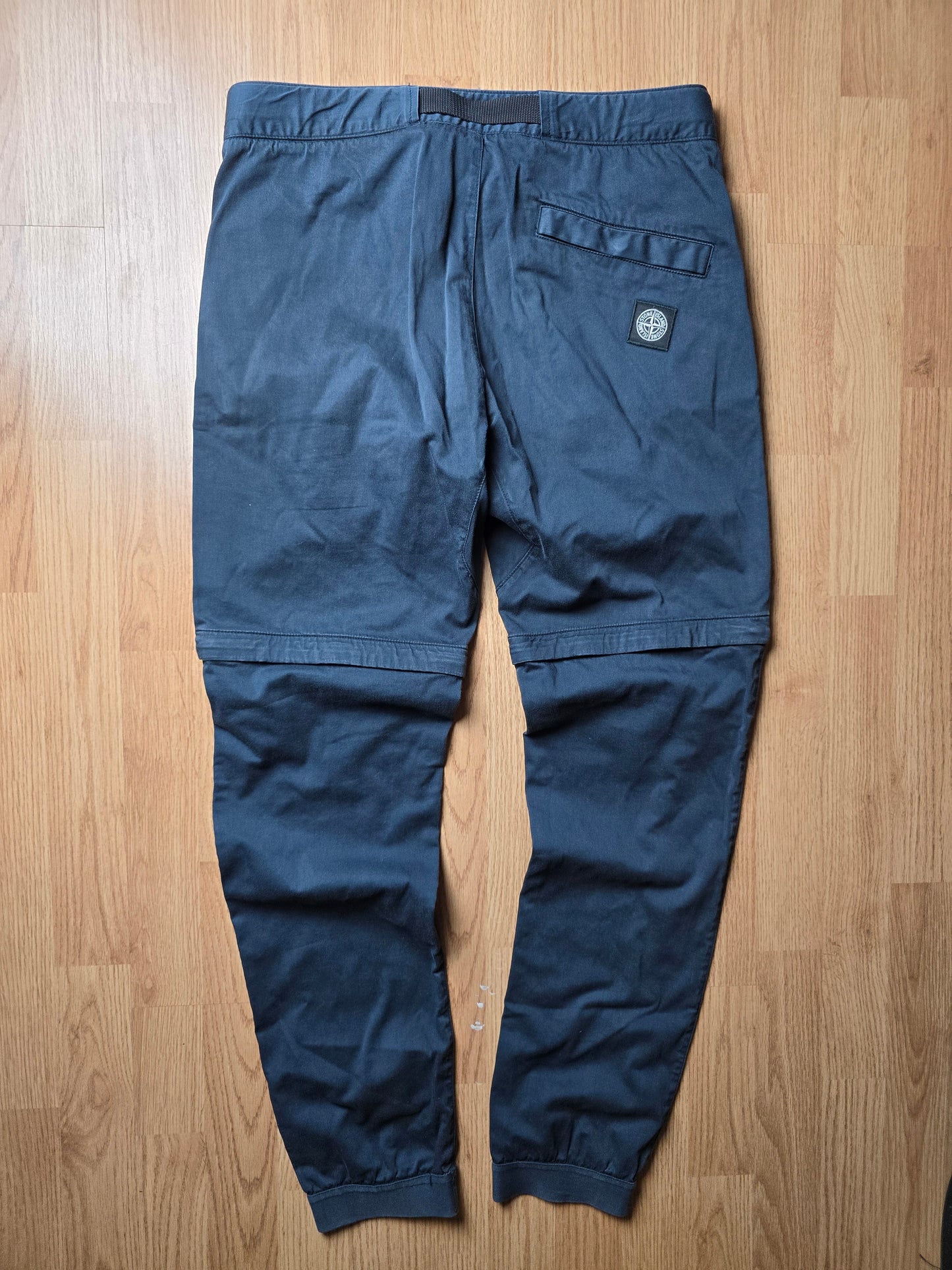 Stone Island Convertible Technical Lightweight Cargo Pants (30x31)