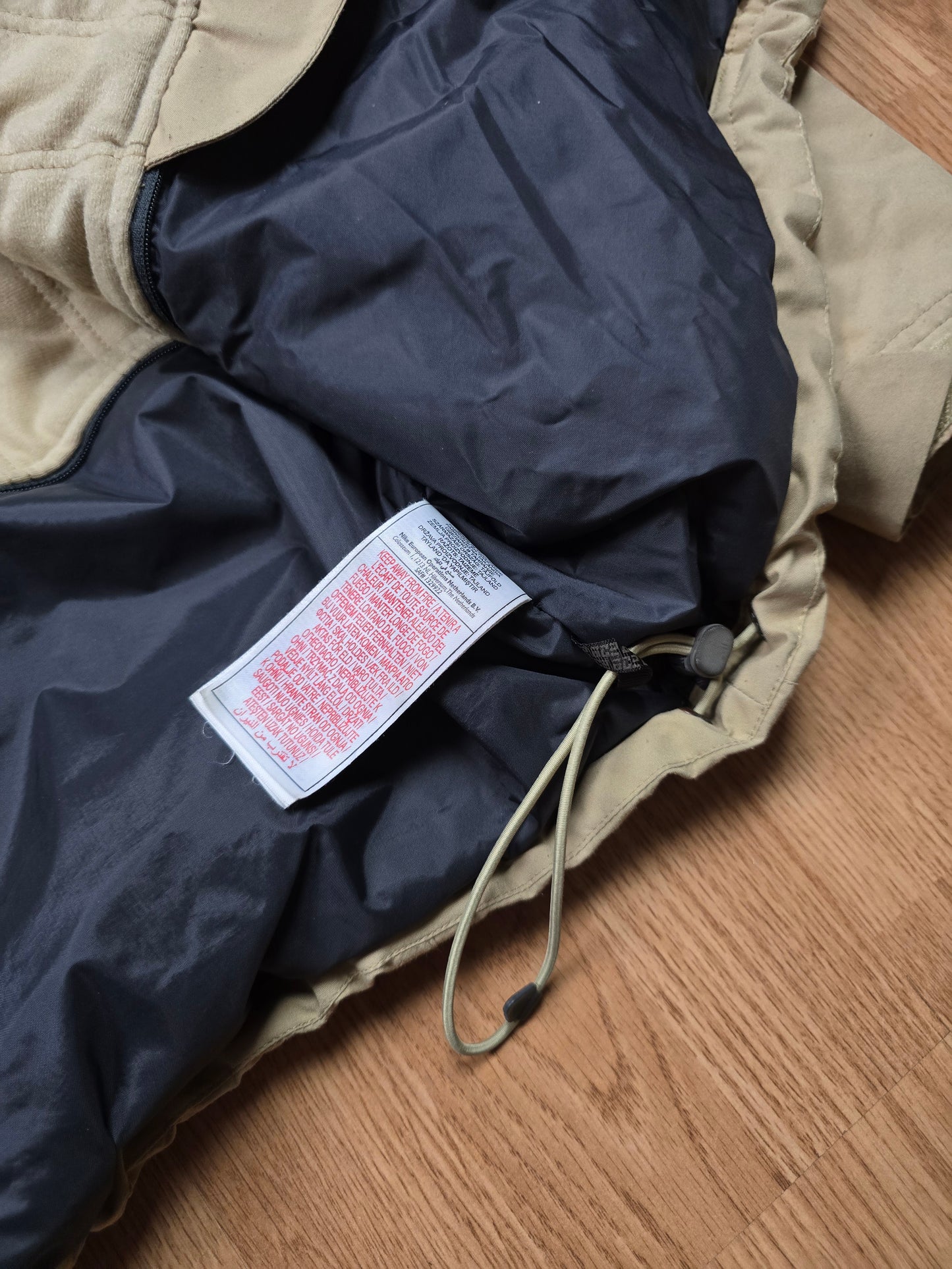 Nike ACG Gore-tex Technical Gargo Jacket (XL)