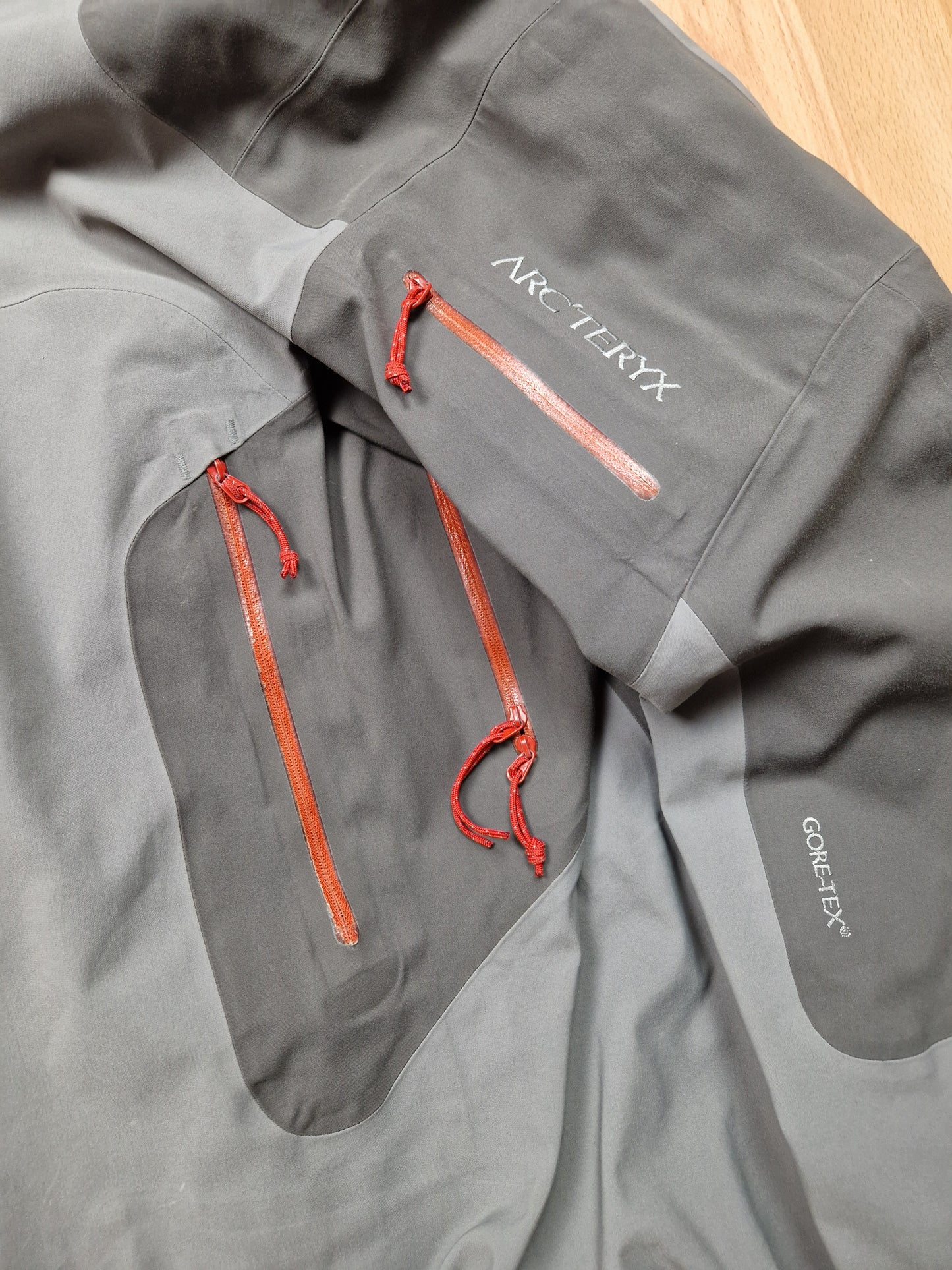 Vintage Arc'teryx Gore-tex Stingray Saltilo Jacket (L)