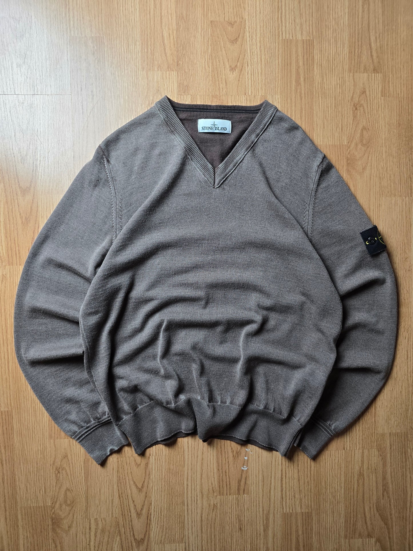 Stone Island V-Neck Lightweight Knit Sweater (M)