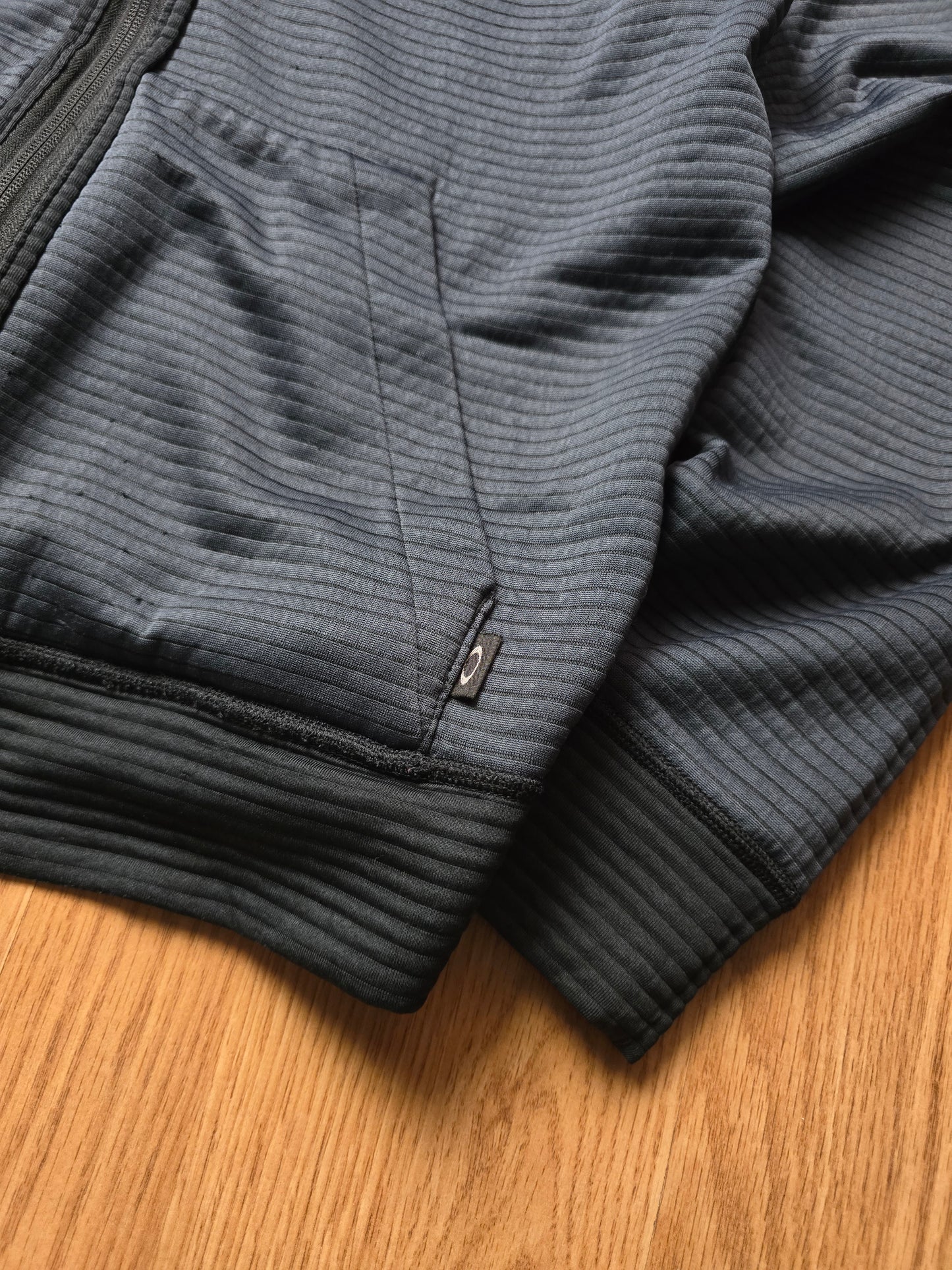 Oakley Reversible Thermal Track Jacket (S/M)