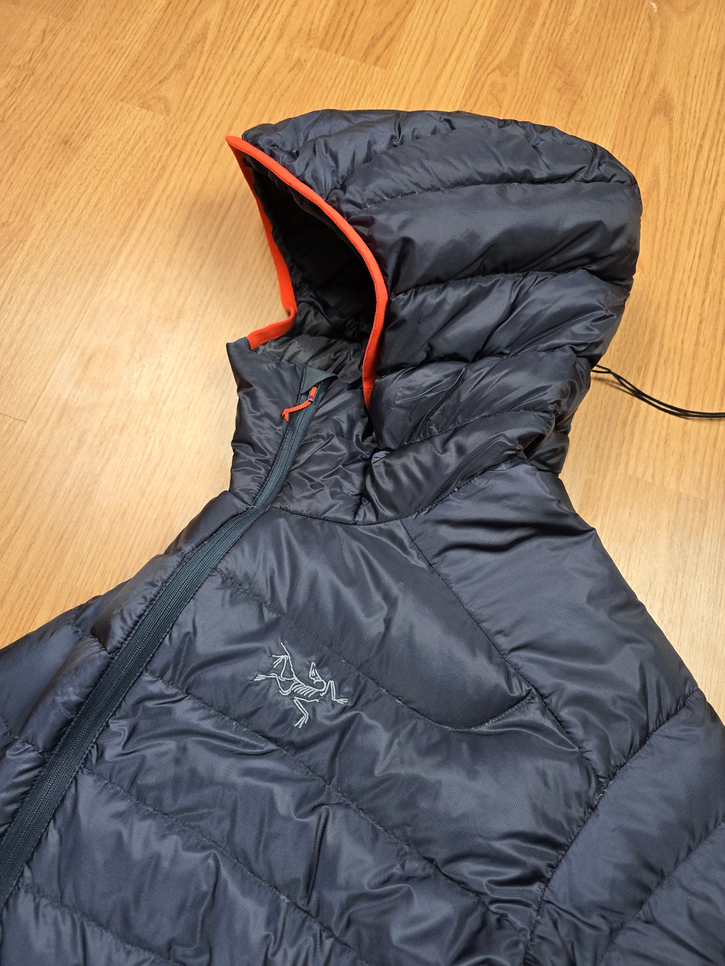 Arc'teryx 'Cerium LT Hoody' Down Filled Puffer Jacket (L)