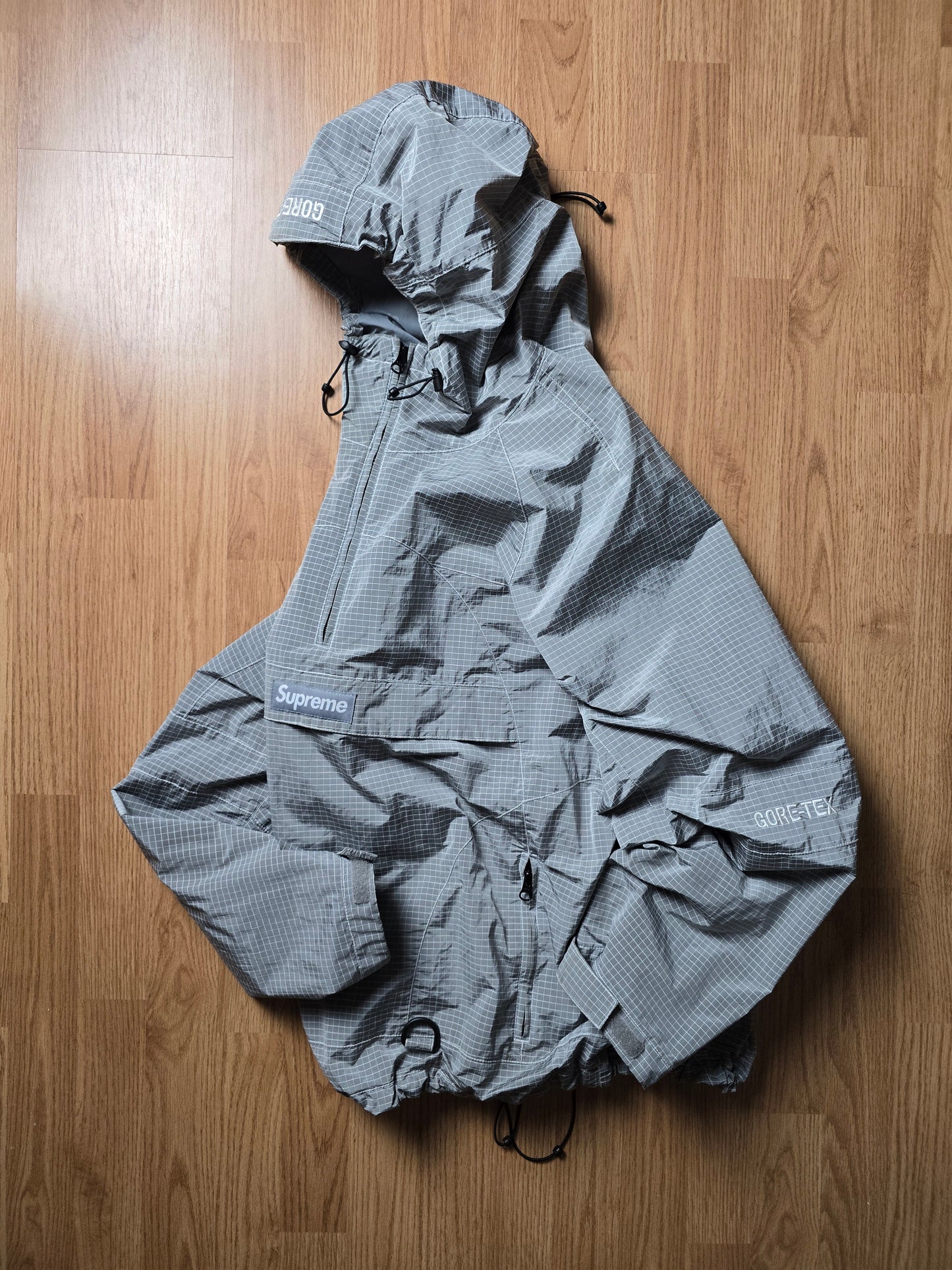 Supreme Gore-Tex Contrast Stitch Anorak (L)