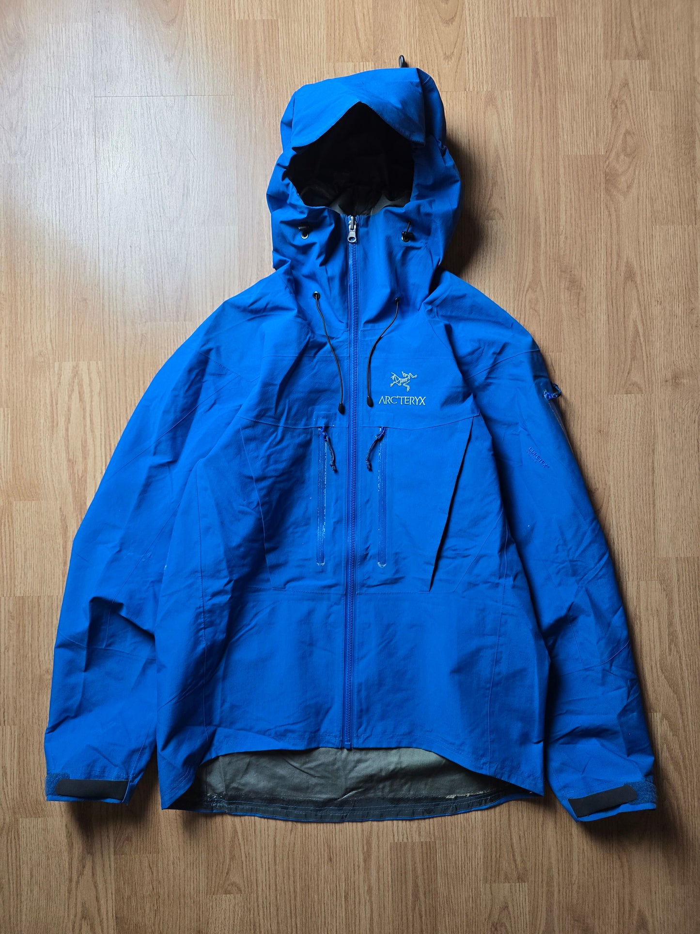 RARE Arc'teryx Vintage Alpha SV Miro Blue Gore-tex Jacket (M/L)