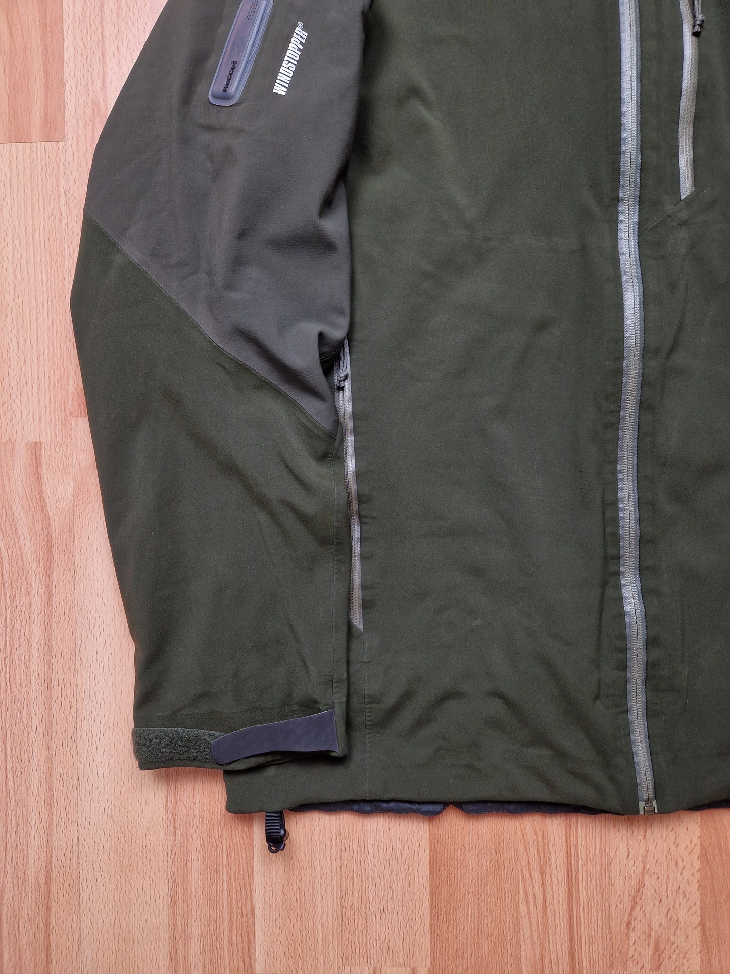 RARE Arc'teryx Windstopper Recco System Jacket (L)