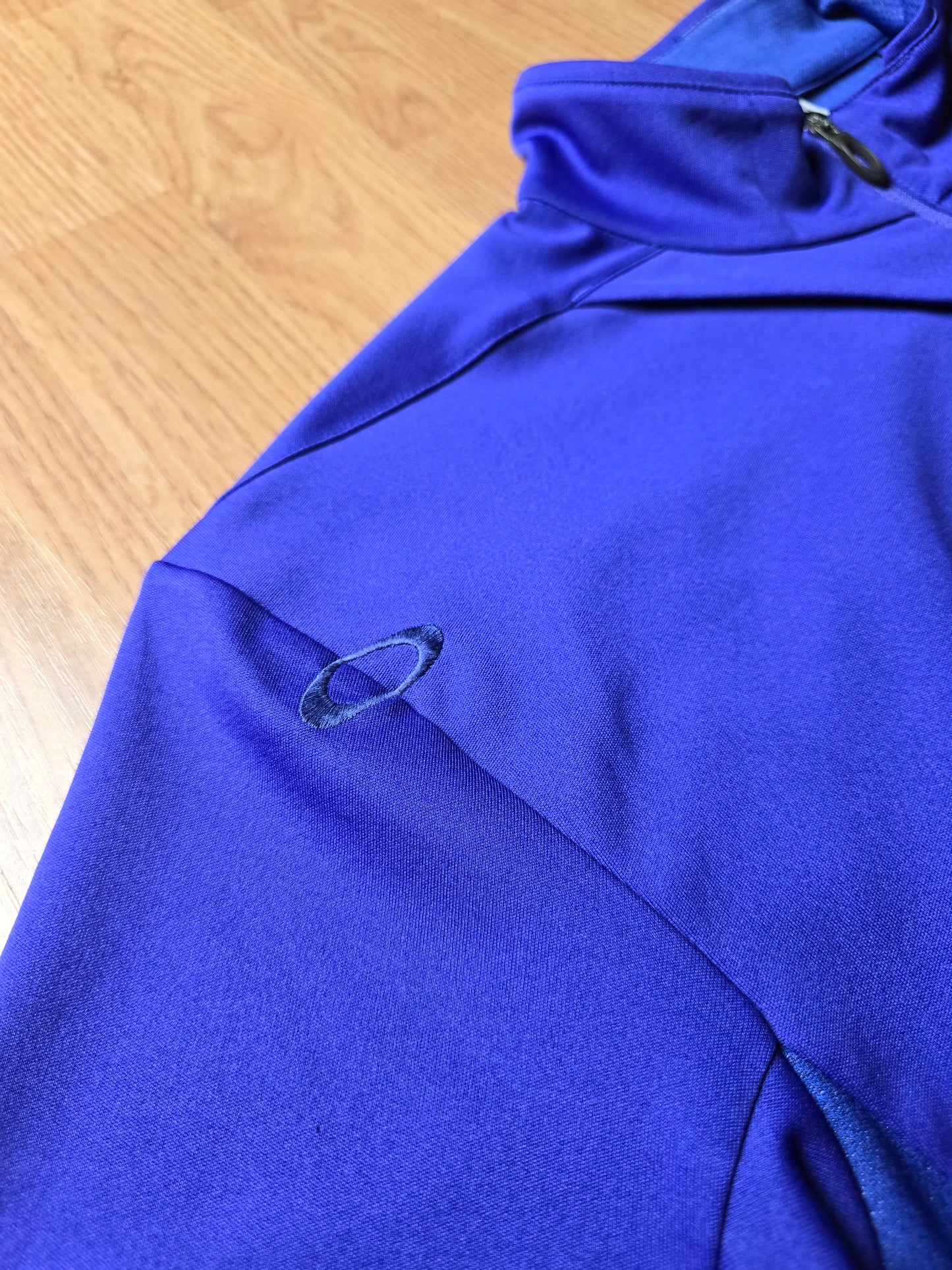 W/ Oakley 1/4 Zip Golf Top (L)