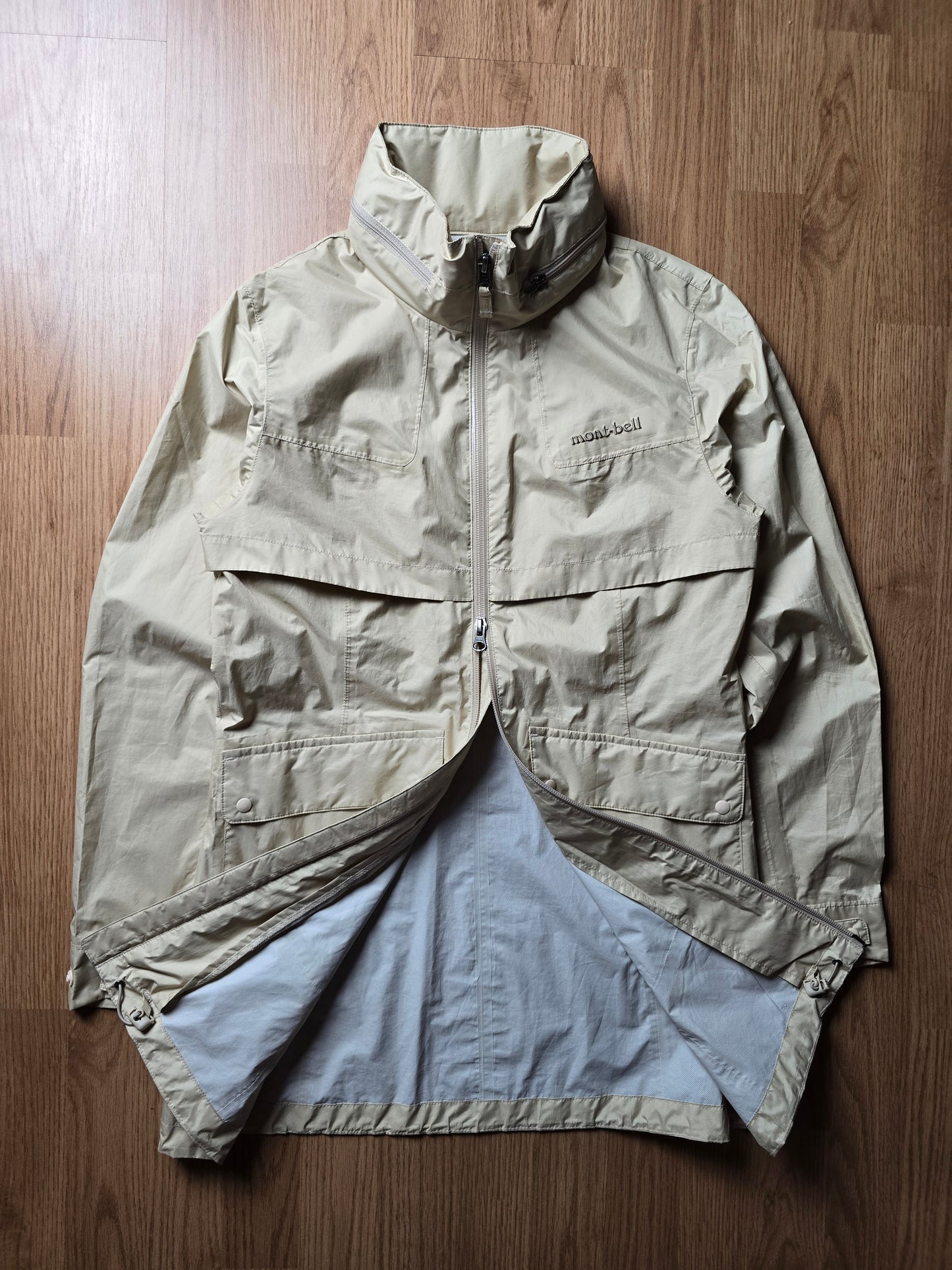 W/ Montbell Lightweight Waterproof Parka Jacket (S)