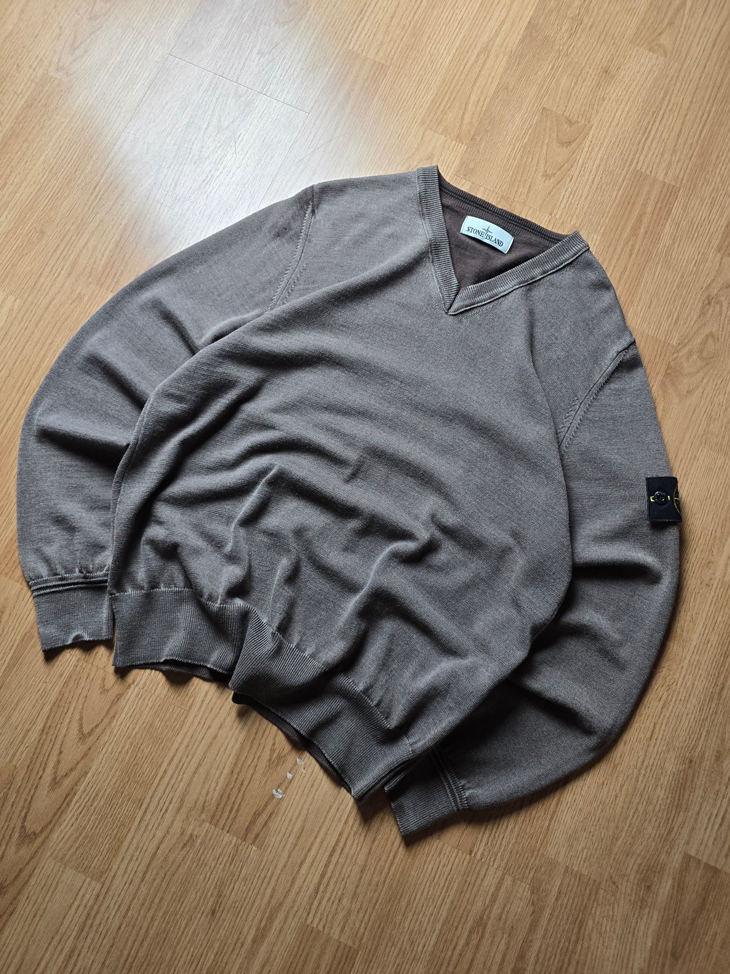 Stone Island V-Neck Lightweight Knit Sweater (M)