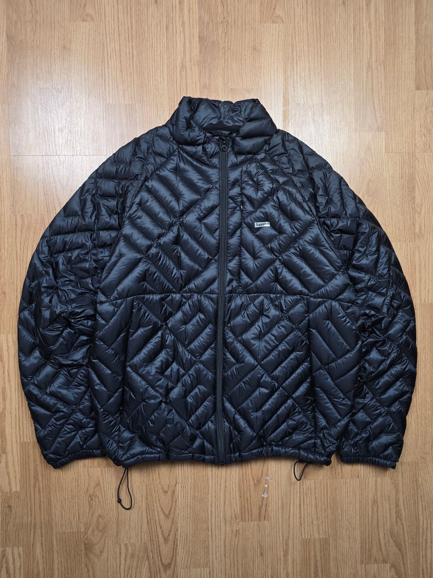 Supreme 'Spellout Quilted' Lightweight Down Pertex Puffer Jacket (L)