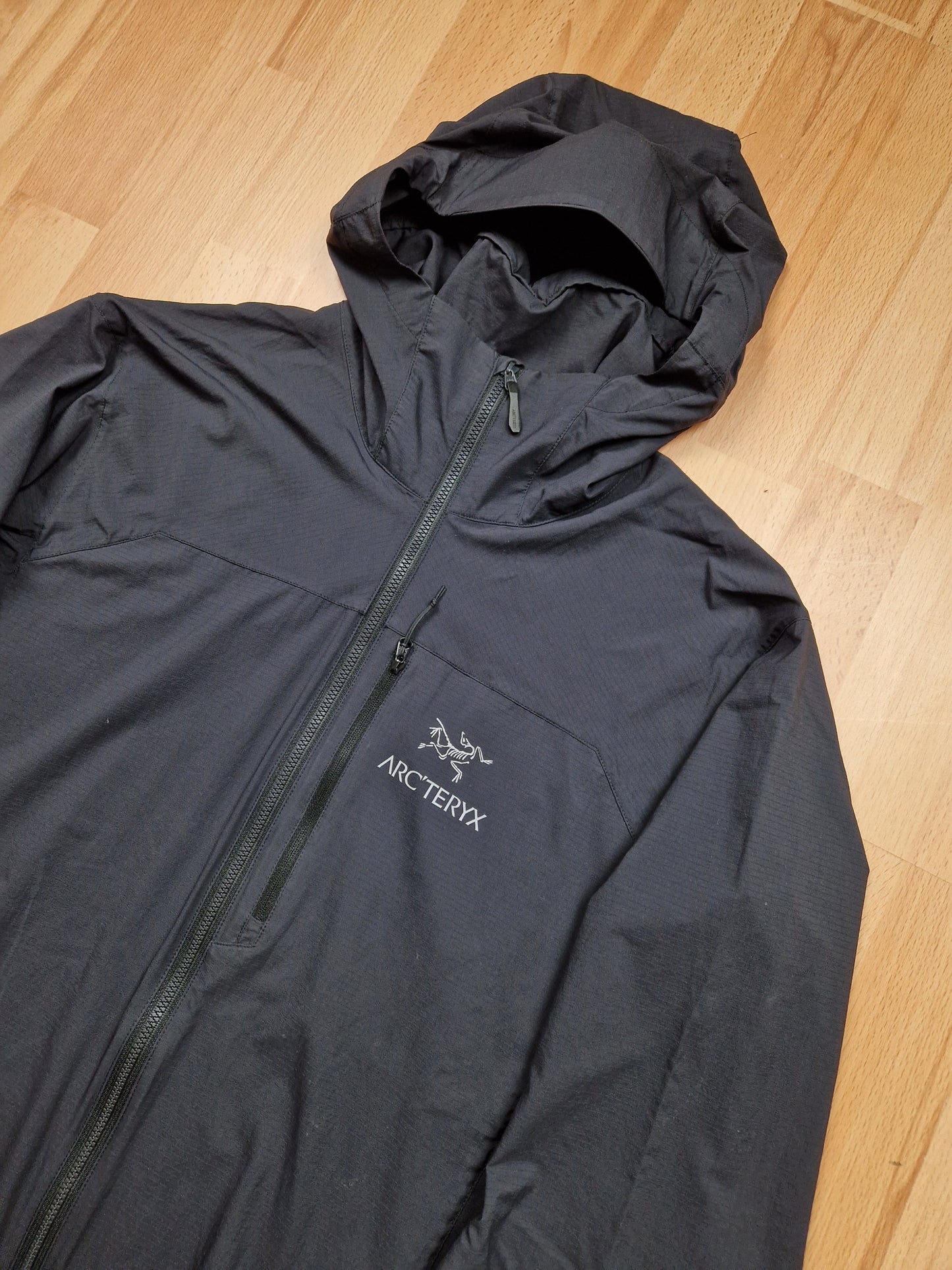 Arc'teryx 'Squamish Hoody' Jacket (M)