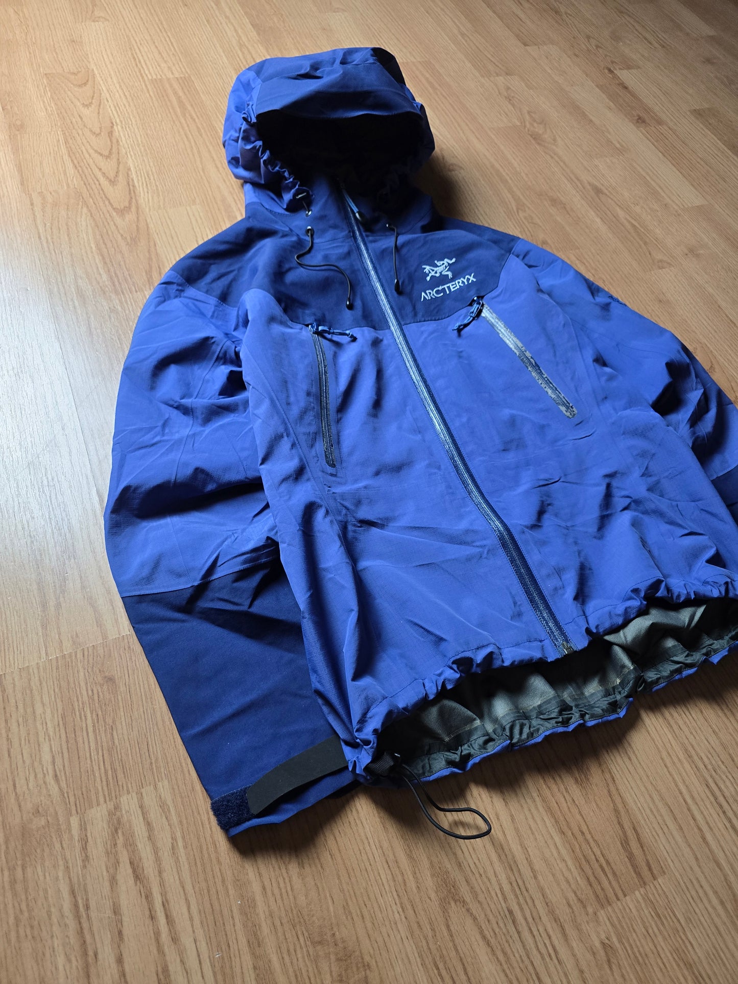 RARE W/ Arc'teryx Vintage Beta AR Gore-tex Jacket 'Indigo' (S)