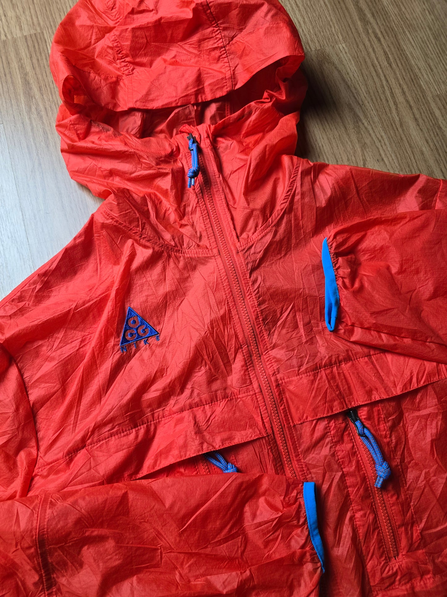 W/ Nike ACG Habanero Lightweight Hooded Windbreaker Jacket (M)