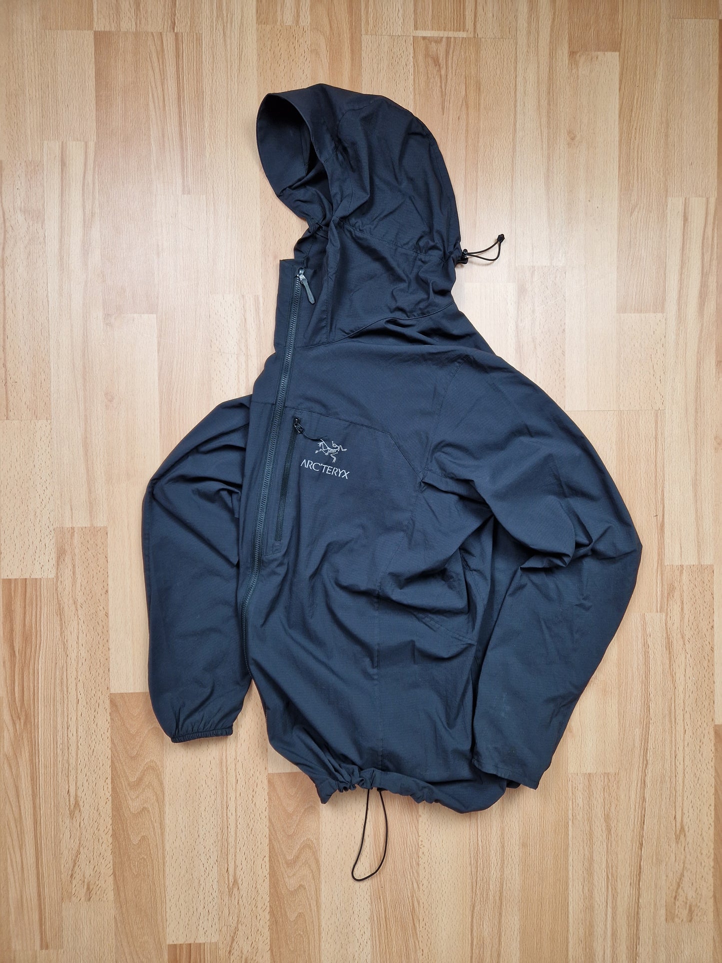 Arc'teryx 'Squamish Hoody' Jacket (M)