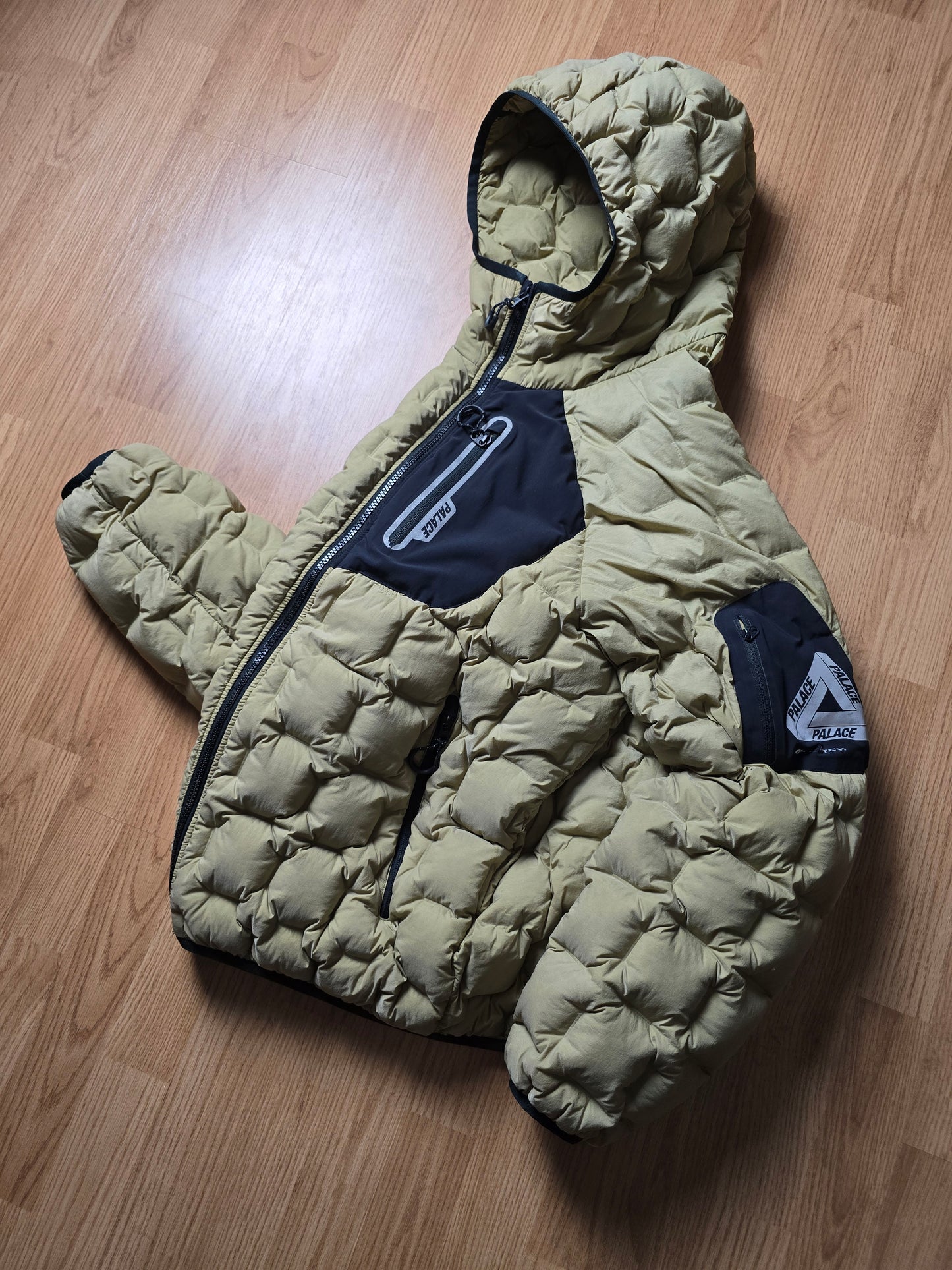 Palace Pertex Lighten Up Down Jacket (M)