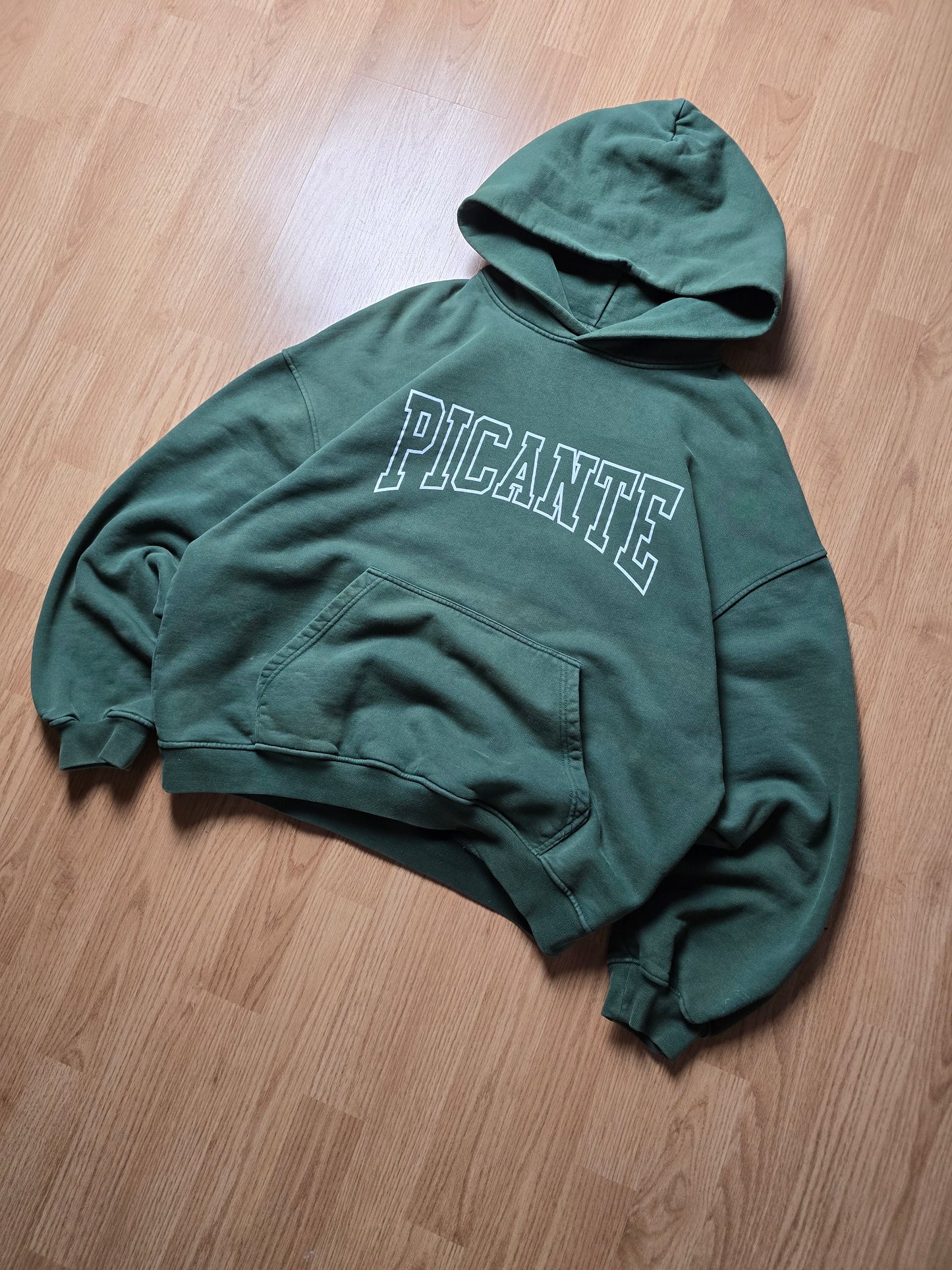 Picante Boxy Spellout Hoodie (M)
