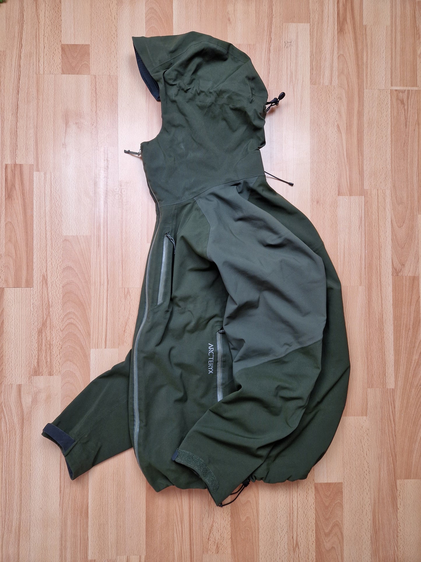 RARE Arc'teryx Windstopper Recco System Jacket (L)