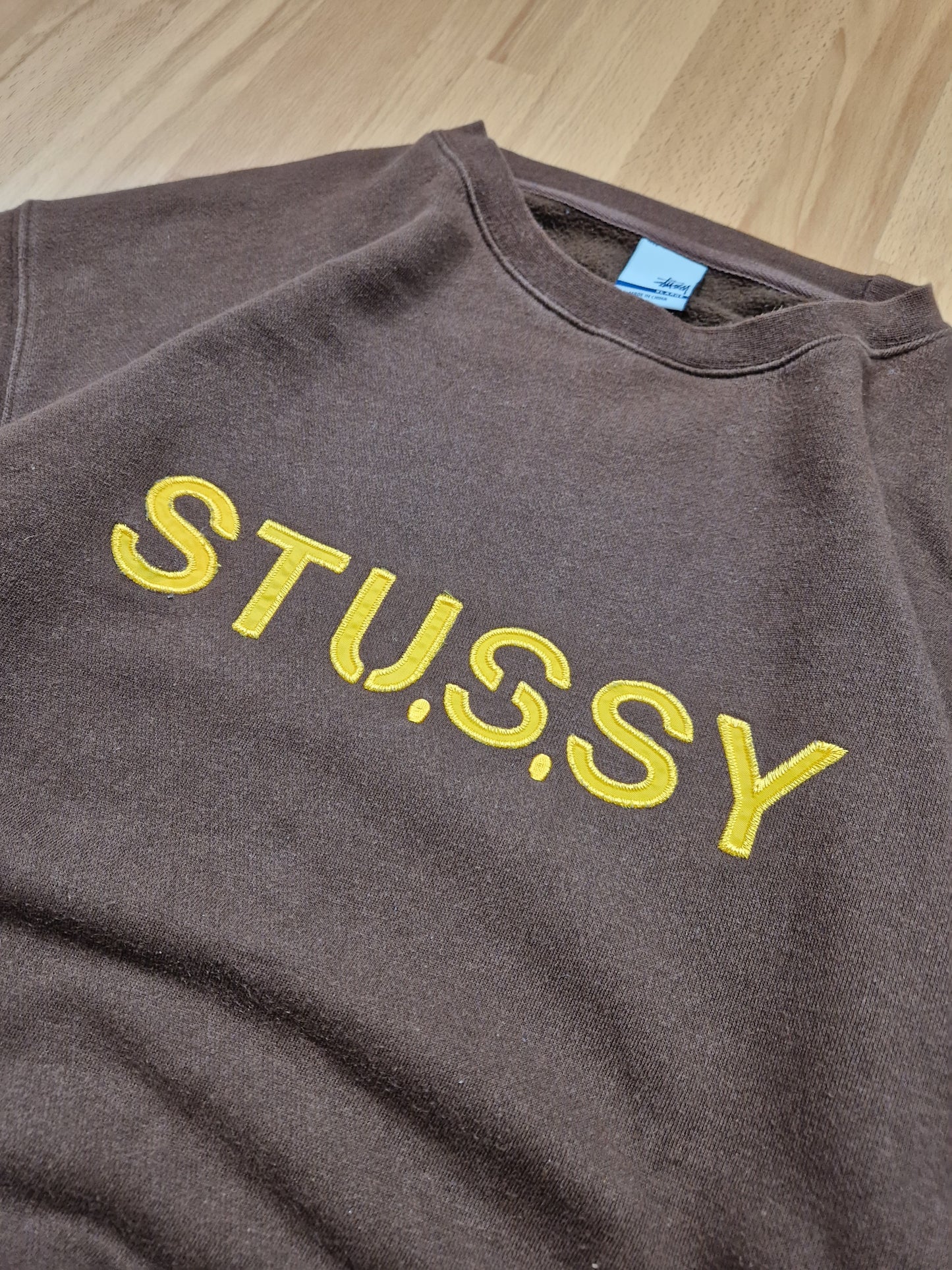 Vintage Stussy Embroidered Spellout Crewneck Sweatshirt (XL)