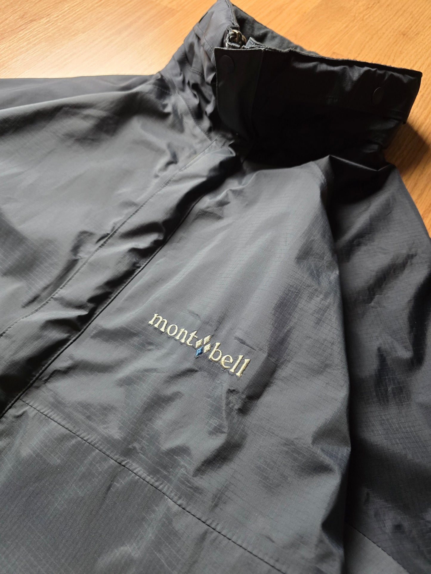 Montbell Taped Seam Waterproof 2-Tone Jacket (XL)