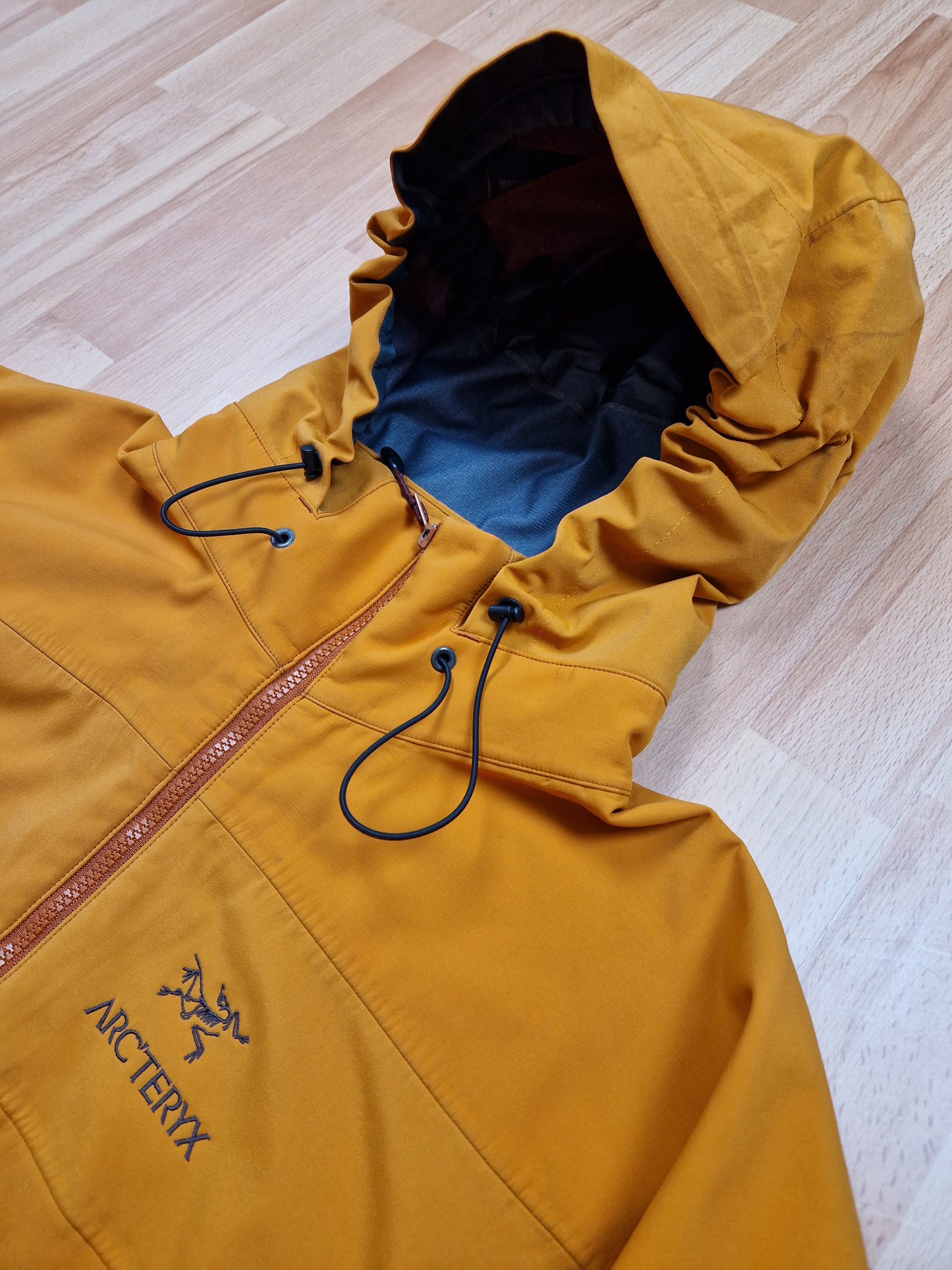 Arc'teryx 'Venta SV' Softshell Windstopper Jacket (XL)