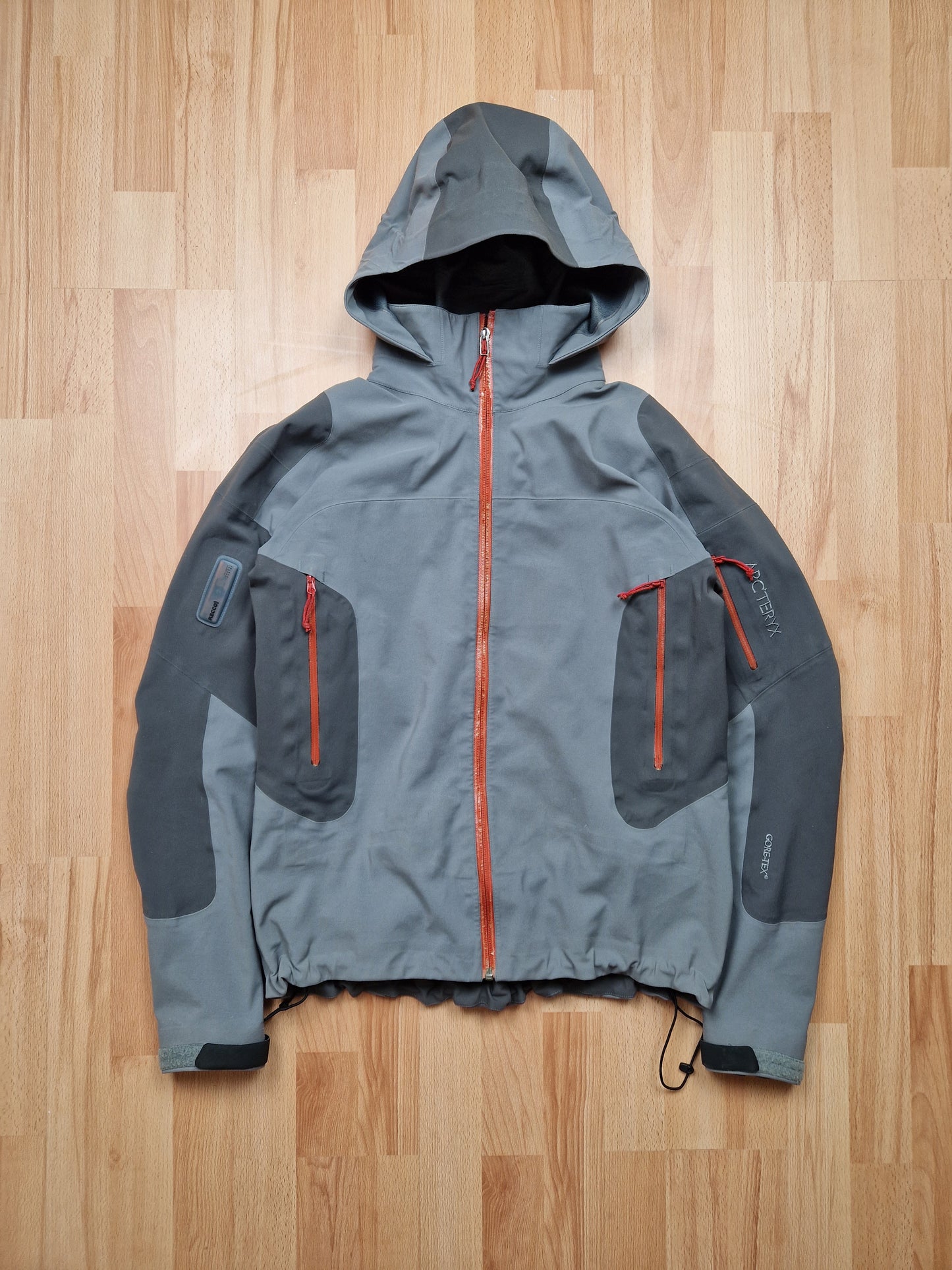 Vintage Arc'teryx Gore-tex Stingray Saltilo Jacket (L)