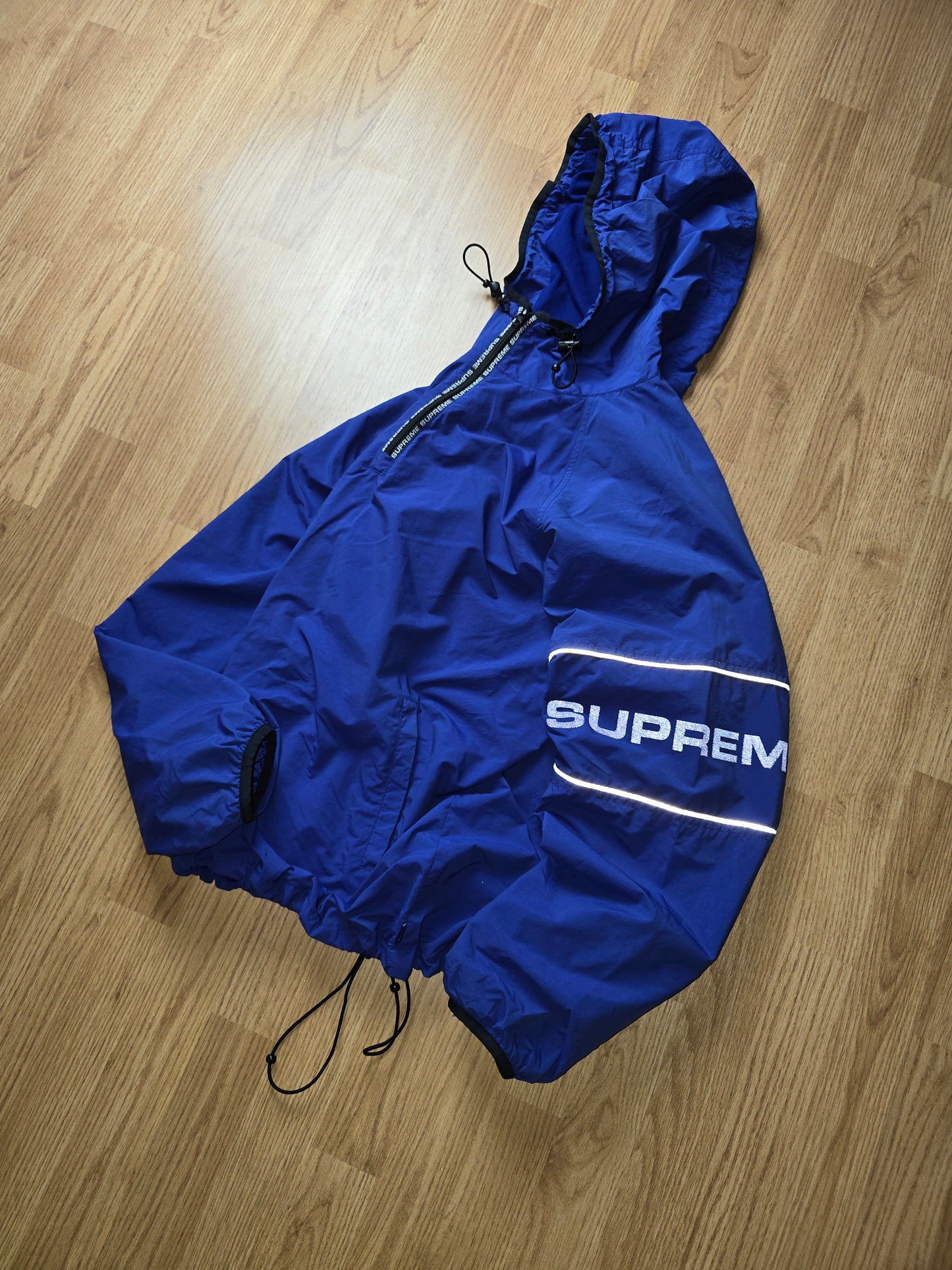 Supreme Reflective Ripstop Hooded Pullover Jacket (L)