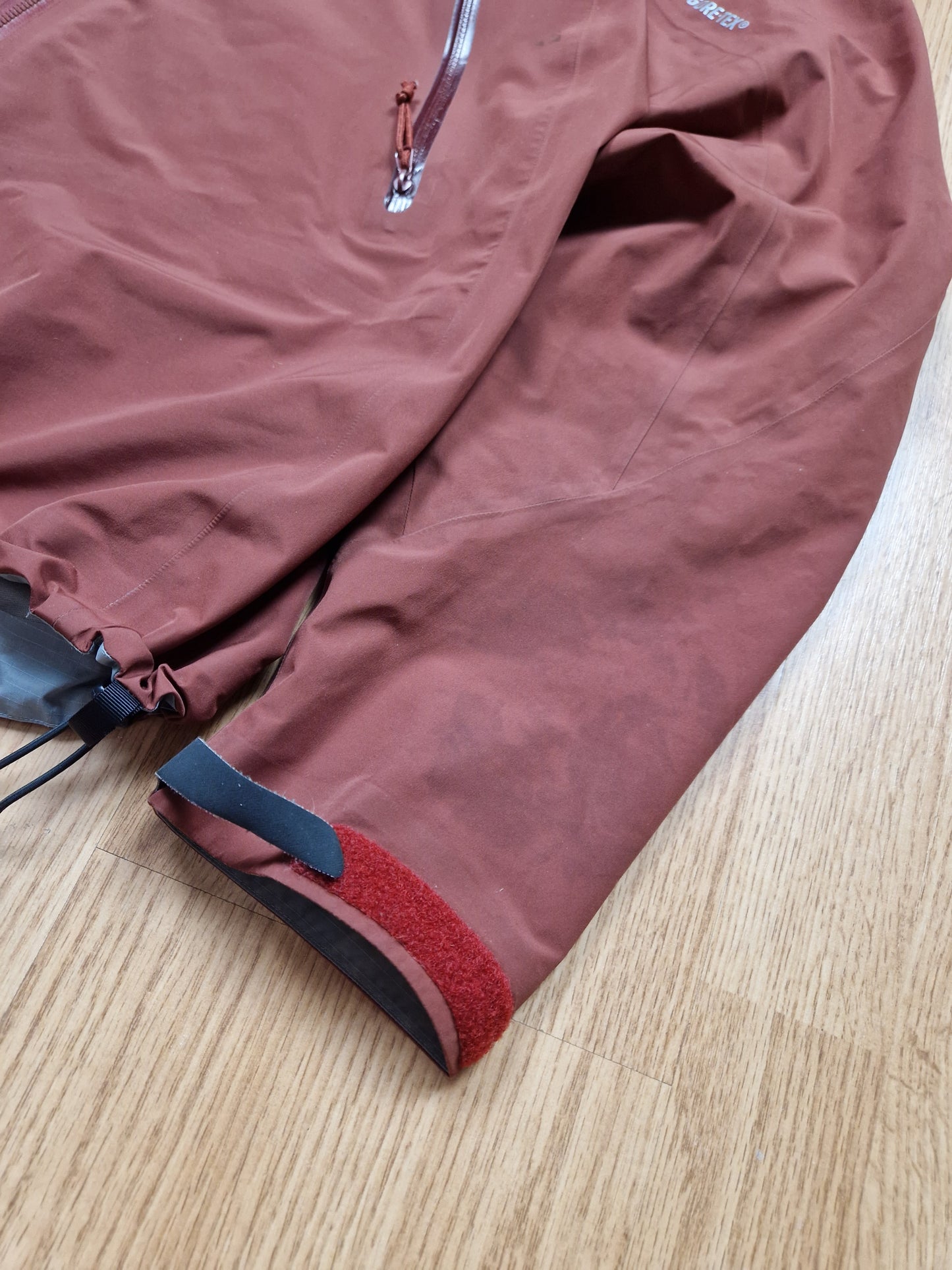 RARE Arc'teryx SAMPLE Zeta LT Gore-tex Jacket (M)