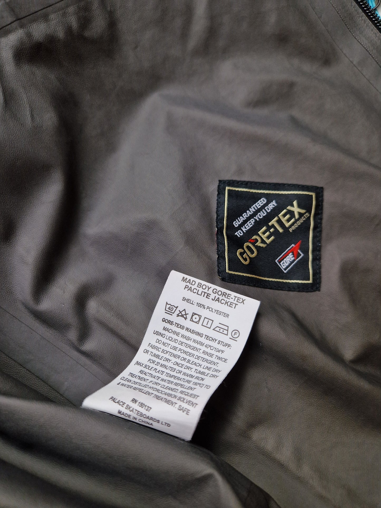 RARE Palace x Cannondale 'Mad Boy Gore-tex Paclite' Jacket (XL)