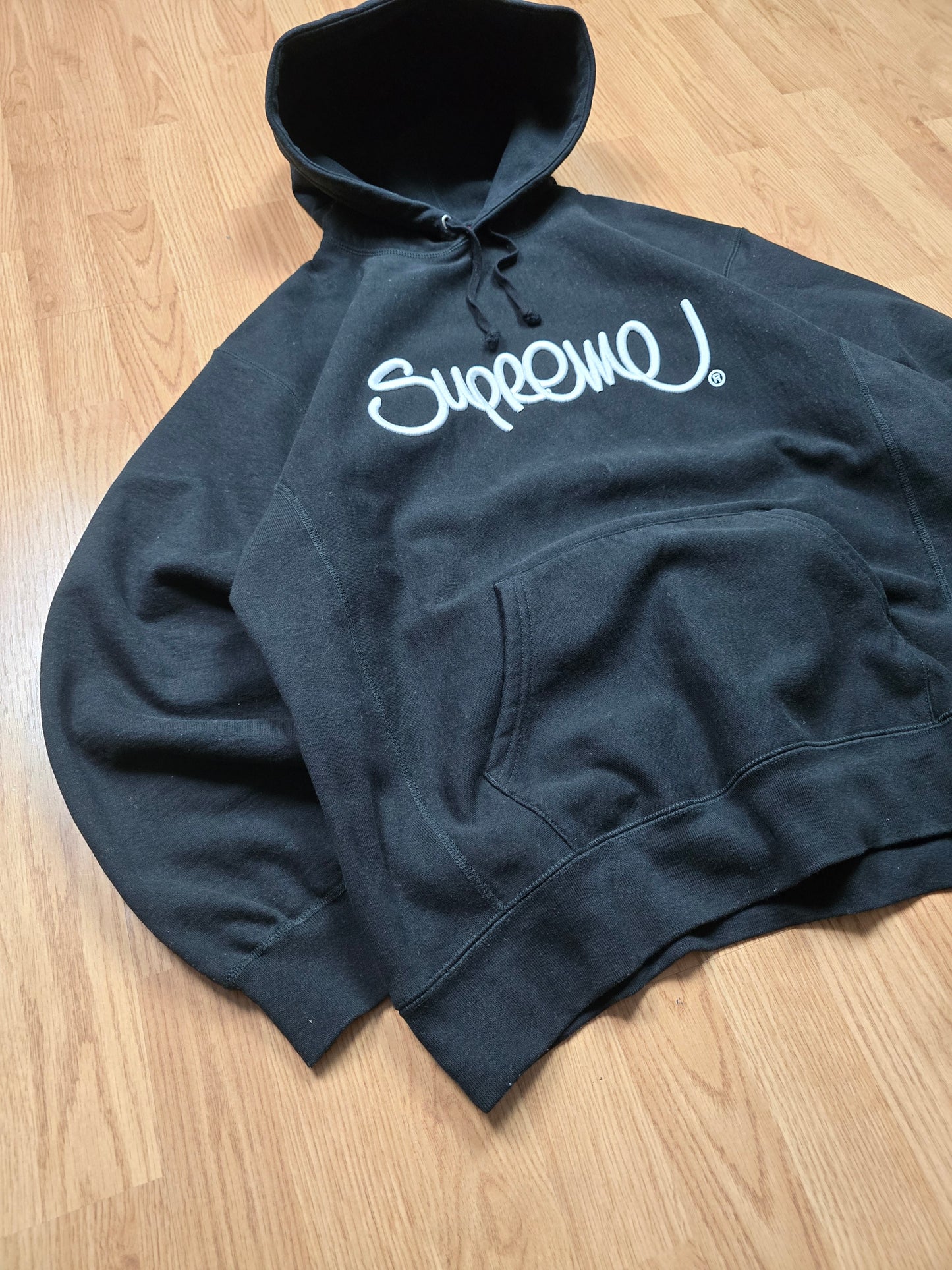 Supreme Raised Handsyle Hoodie (L)