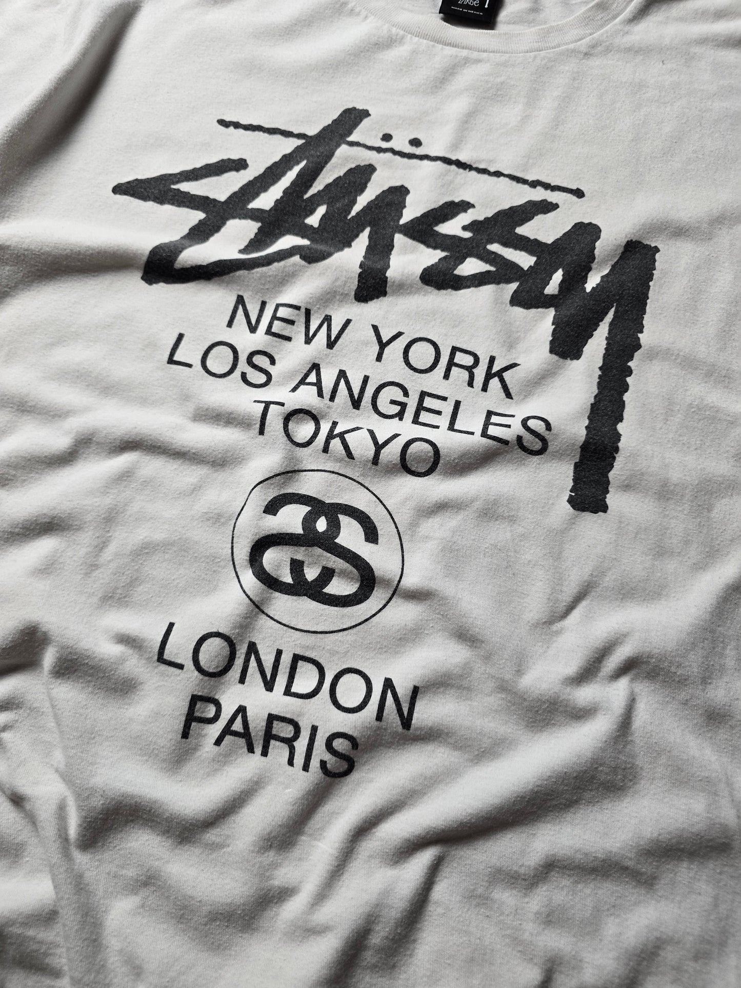 Stussy World Tour T-shirt (L)