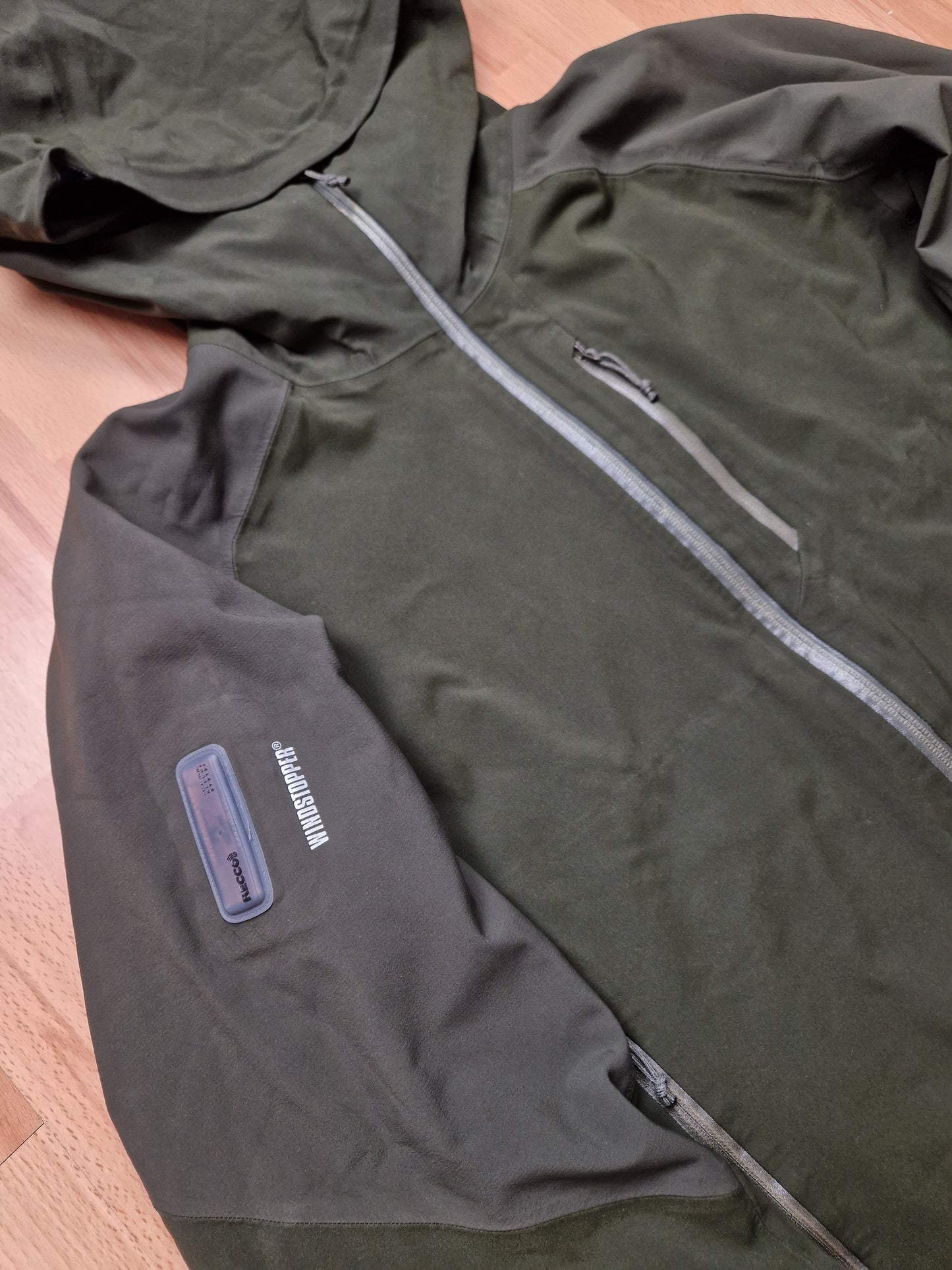 RARE Arc'teryx Windstopper Recco System Jacket (L)