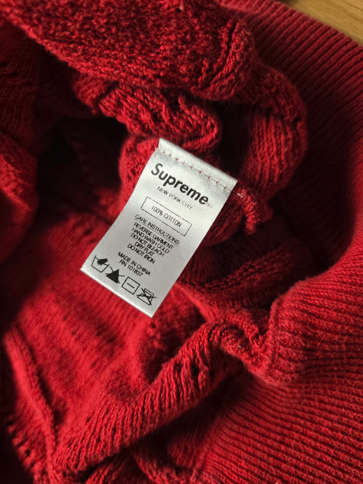 Supreme Textured Pattern Knit Sweater (M)