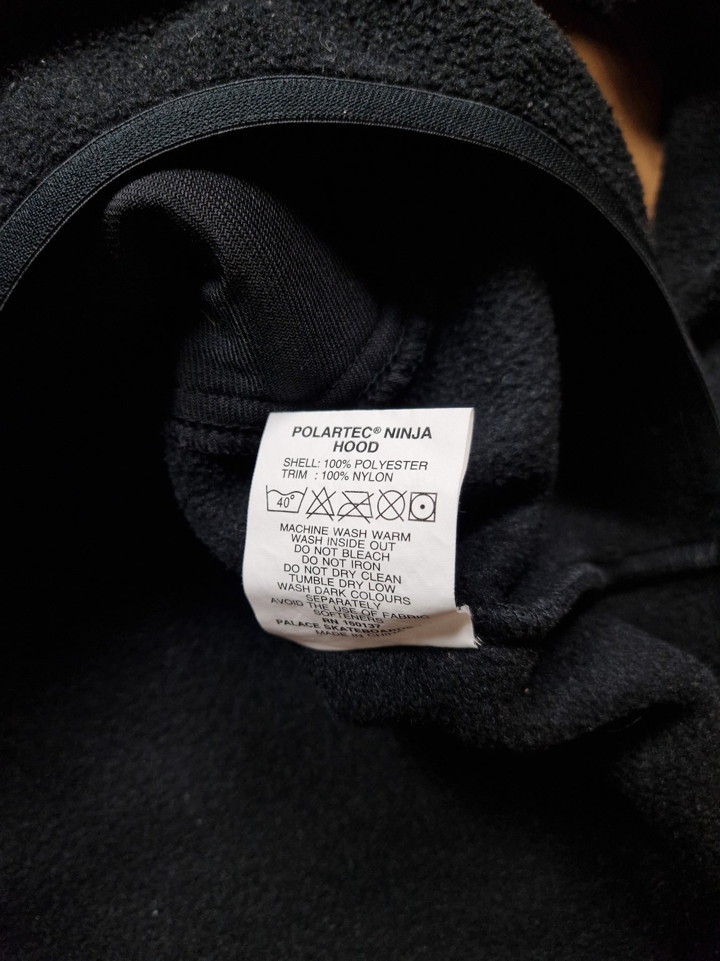 Palace 'Polartec Ninja Hood' (L)