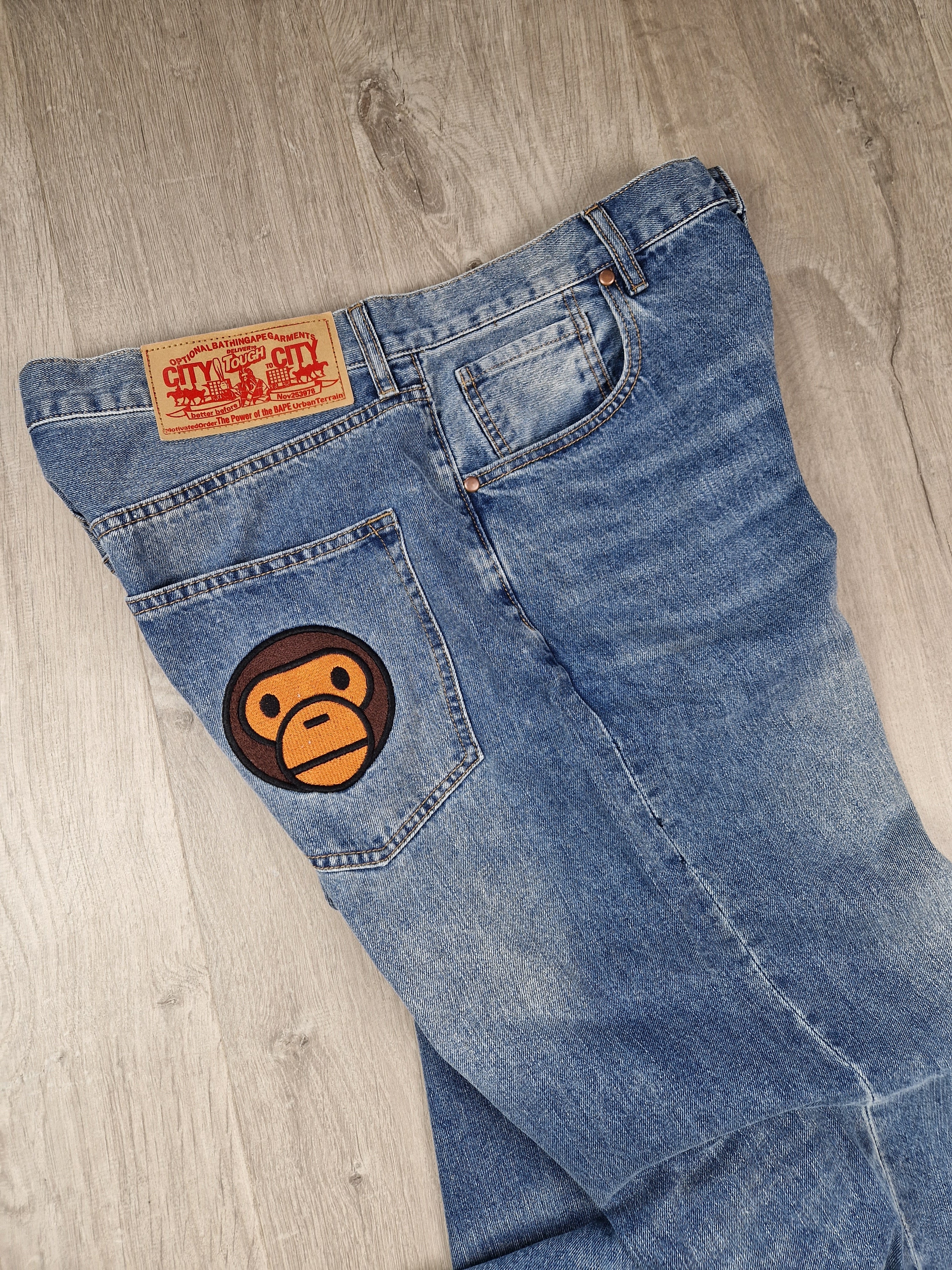 Bape Jeans authentic