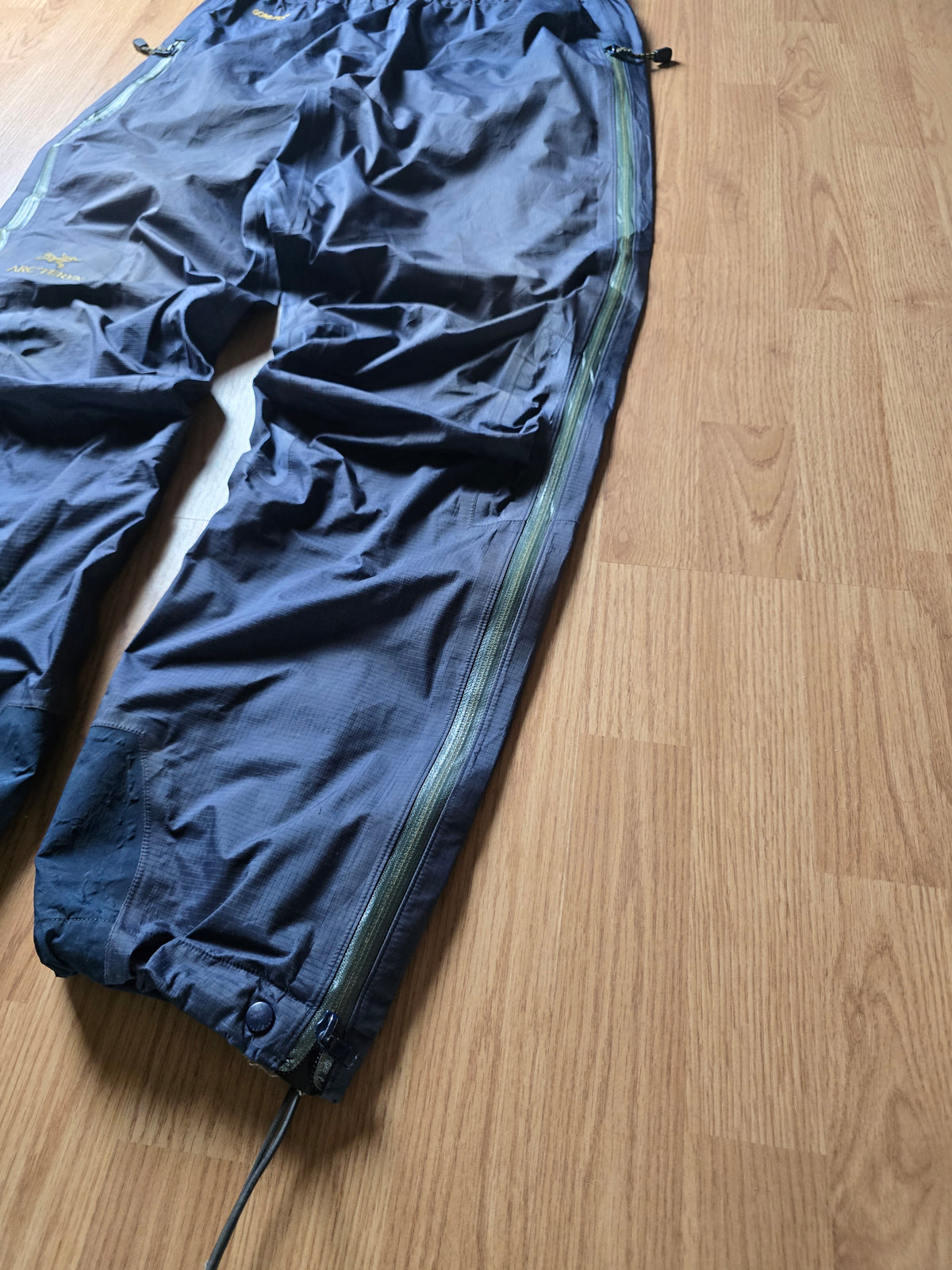 Rare Arc'teryx "SAMPLE" 1998 Gore-Tex Shell Pants (XL)