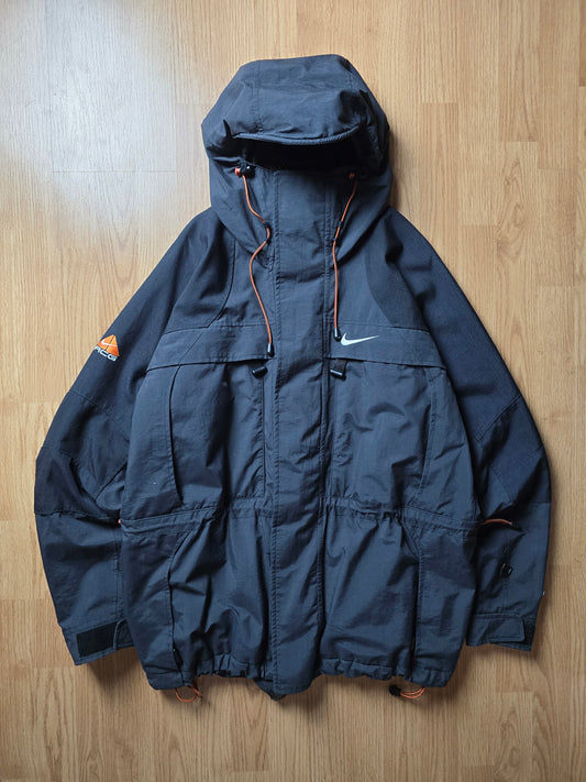 90s Nike ACG Storm-Fit Technical Heavyweight Jacket (L/XL)
