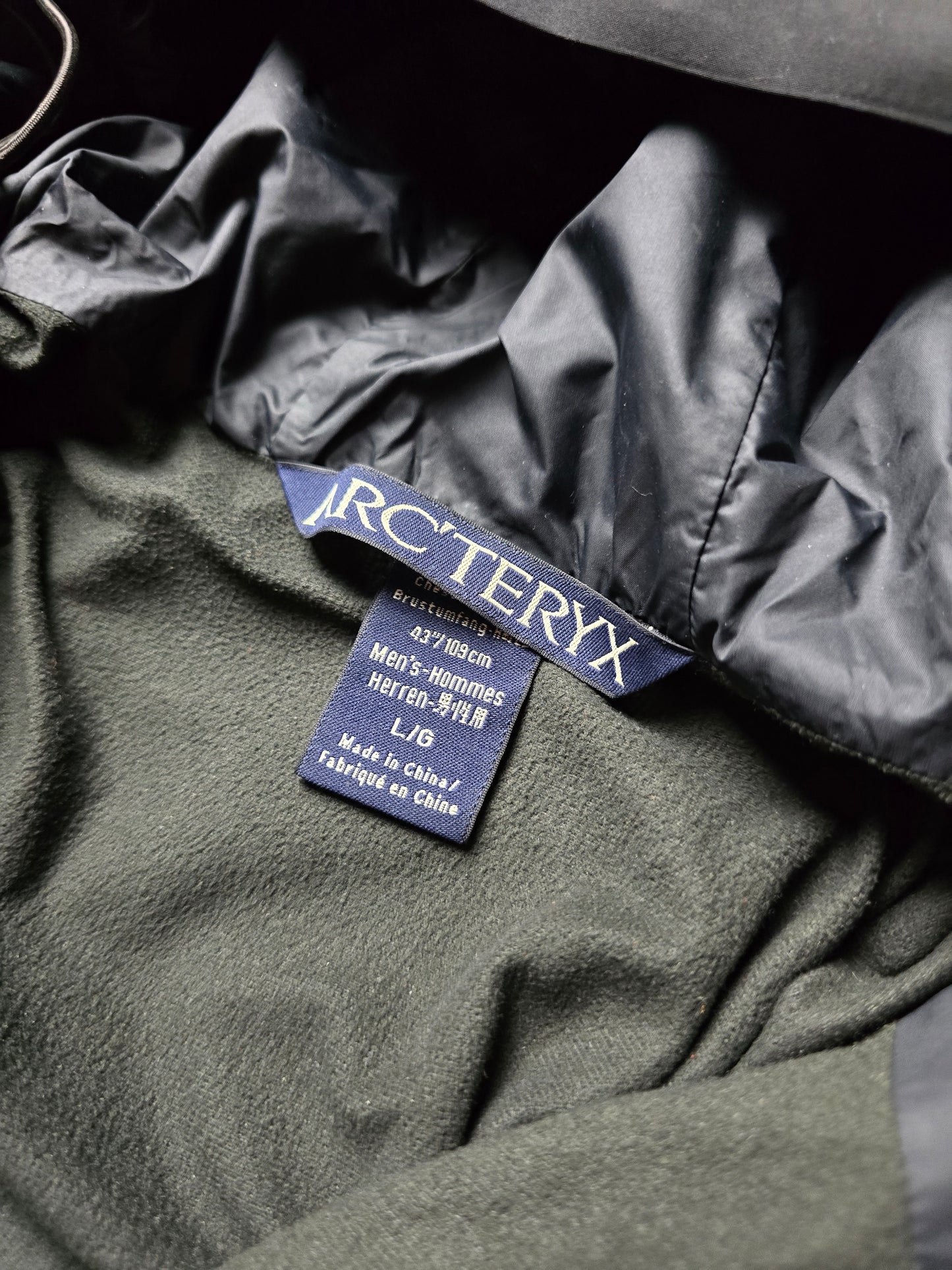 Arc'teryx Solano Windstopper 'hoody' Jacket (L)