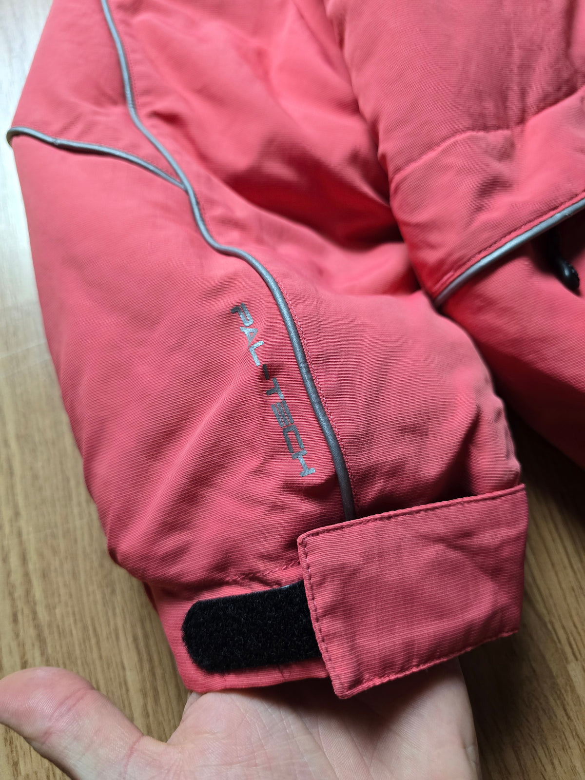 Palace M-Tech Hooded Technical Jacket (XL)