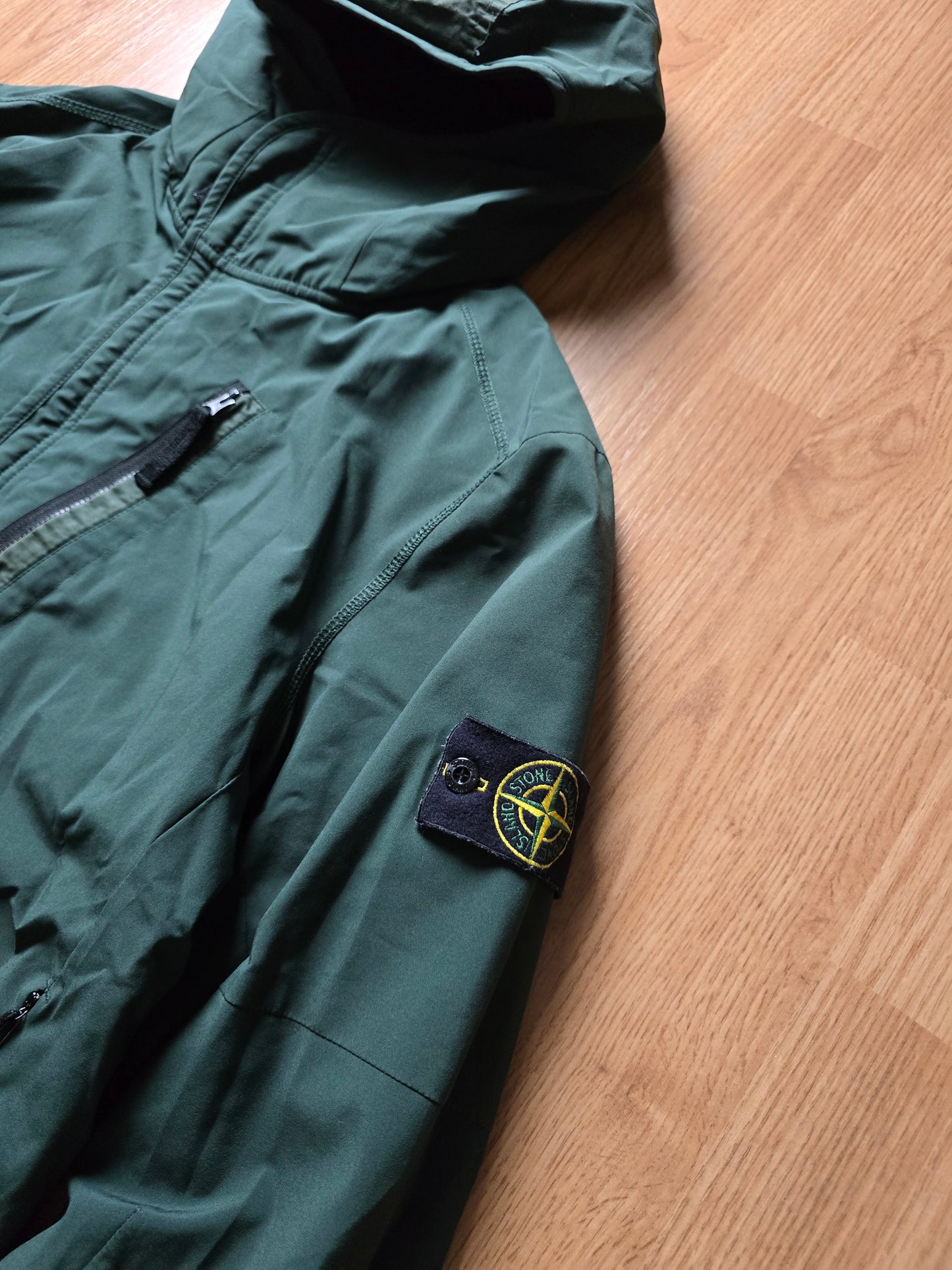 Stone Island Primaloft Insulated Soft Shell-R Jacket (L)