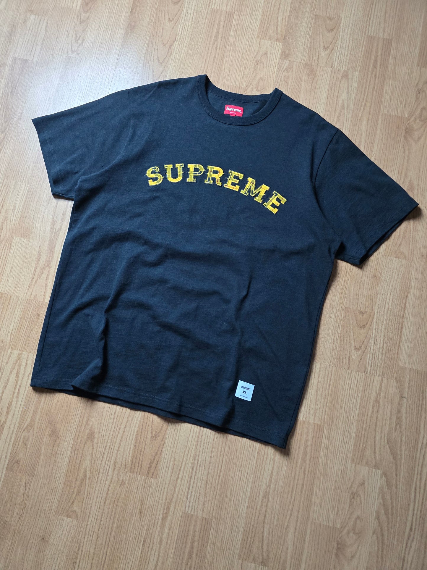Supreme Plaid Arc Logo SS Tee (XL)