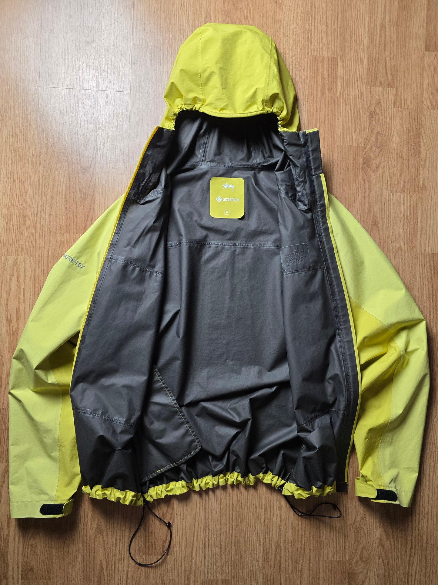 Stussy Gore-tex 2-Tone Shell Jacket (XL)