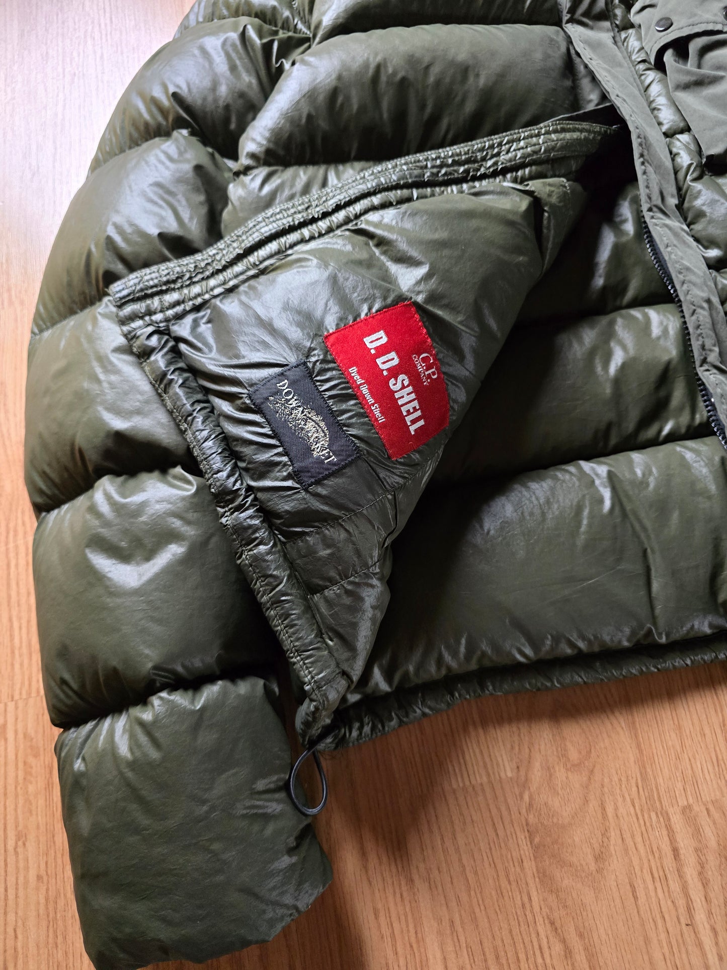 C.P. Company DD Shell Goggle Down Puffer Jacket (M)