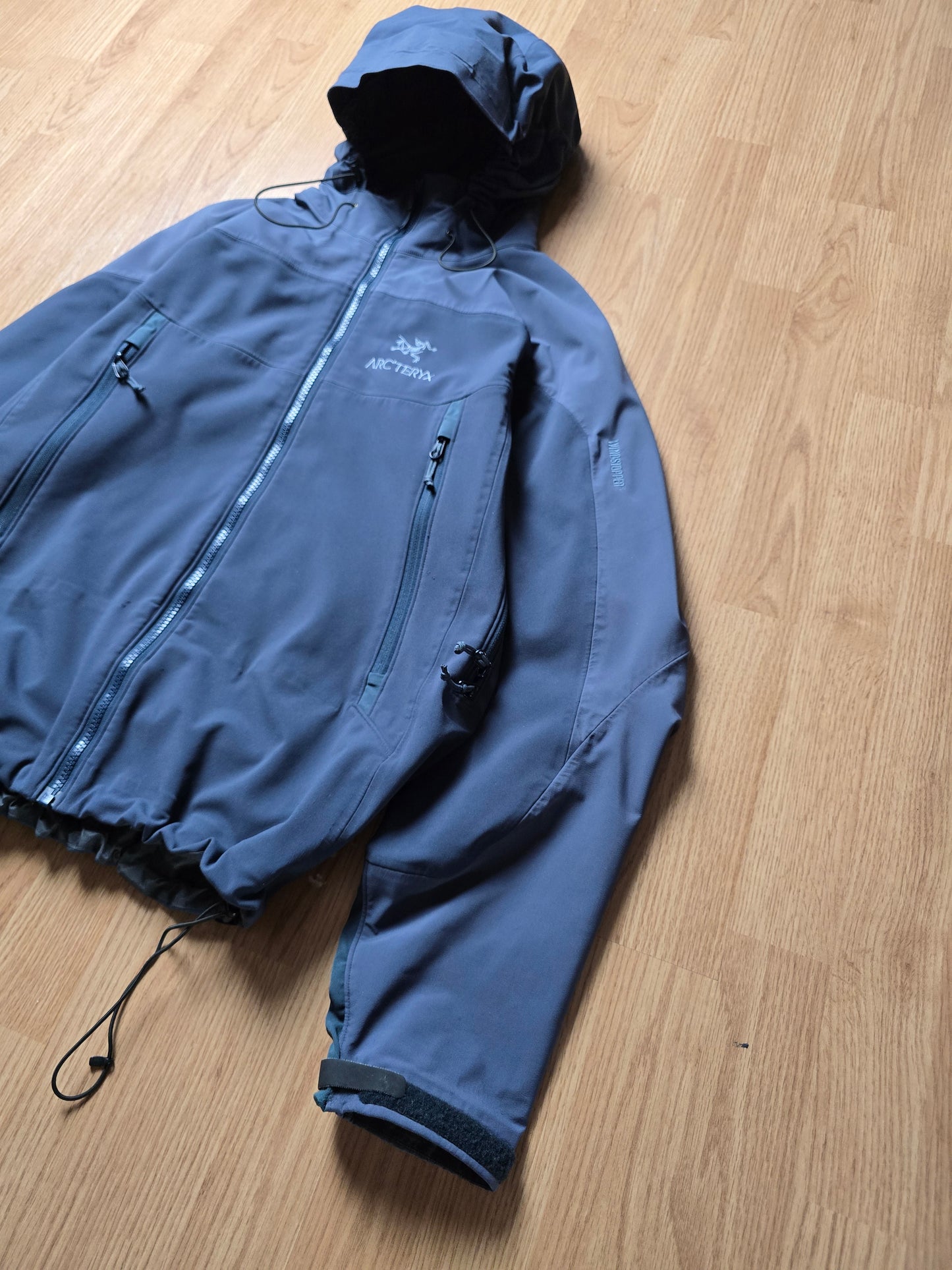Arc'teryx 'Venta SV' Softshell Windstopper Jacket (M)