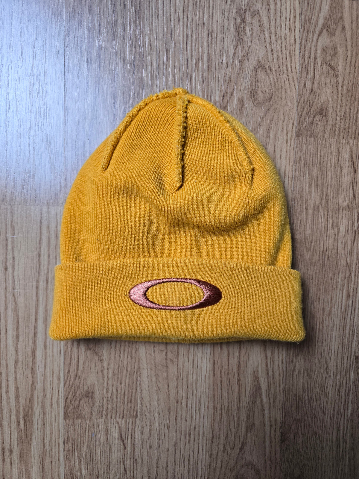 Oakley Reversible Embroidered Spellout Beanie