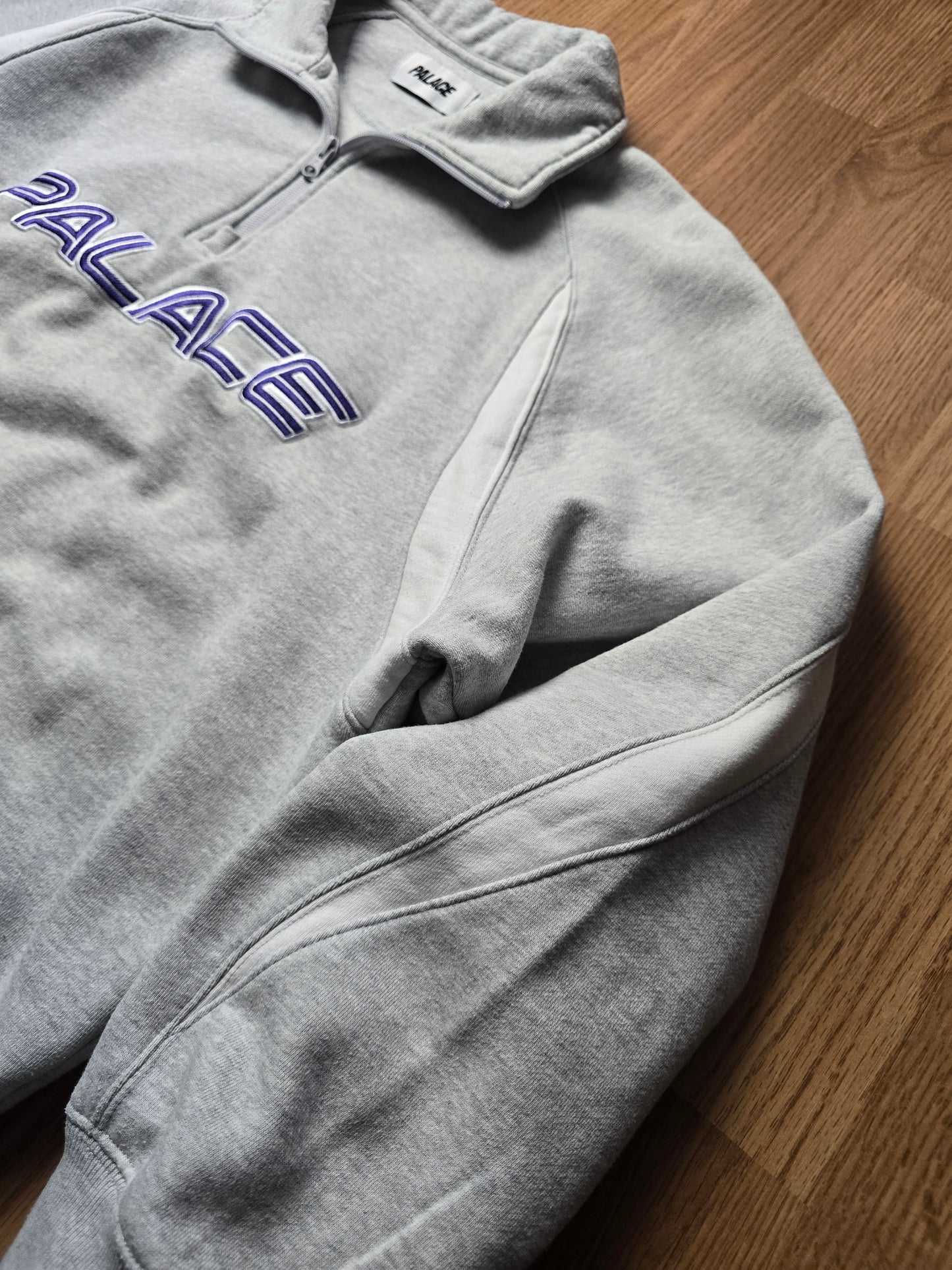 Palace "Isn't It" 1/4 Zip Sweatshirt (L)